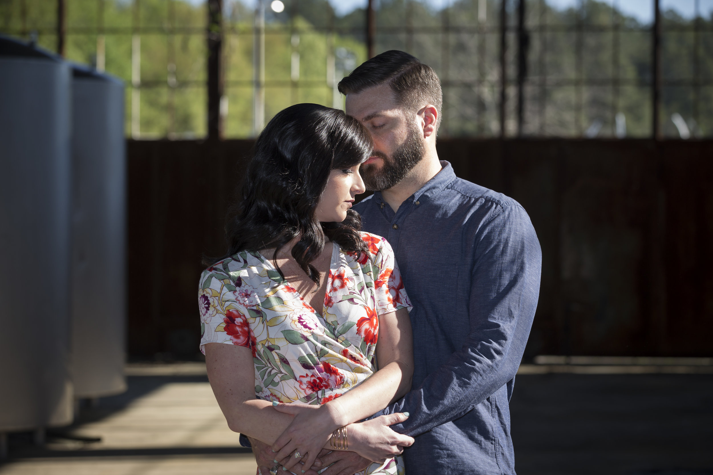 A Jet-Setting 1940's Engagement Session - Sarah Goldman Photography