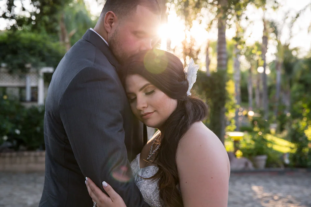 A Blue + Gold Rancho El Toro Courtyard Wedding - Oana Foto