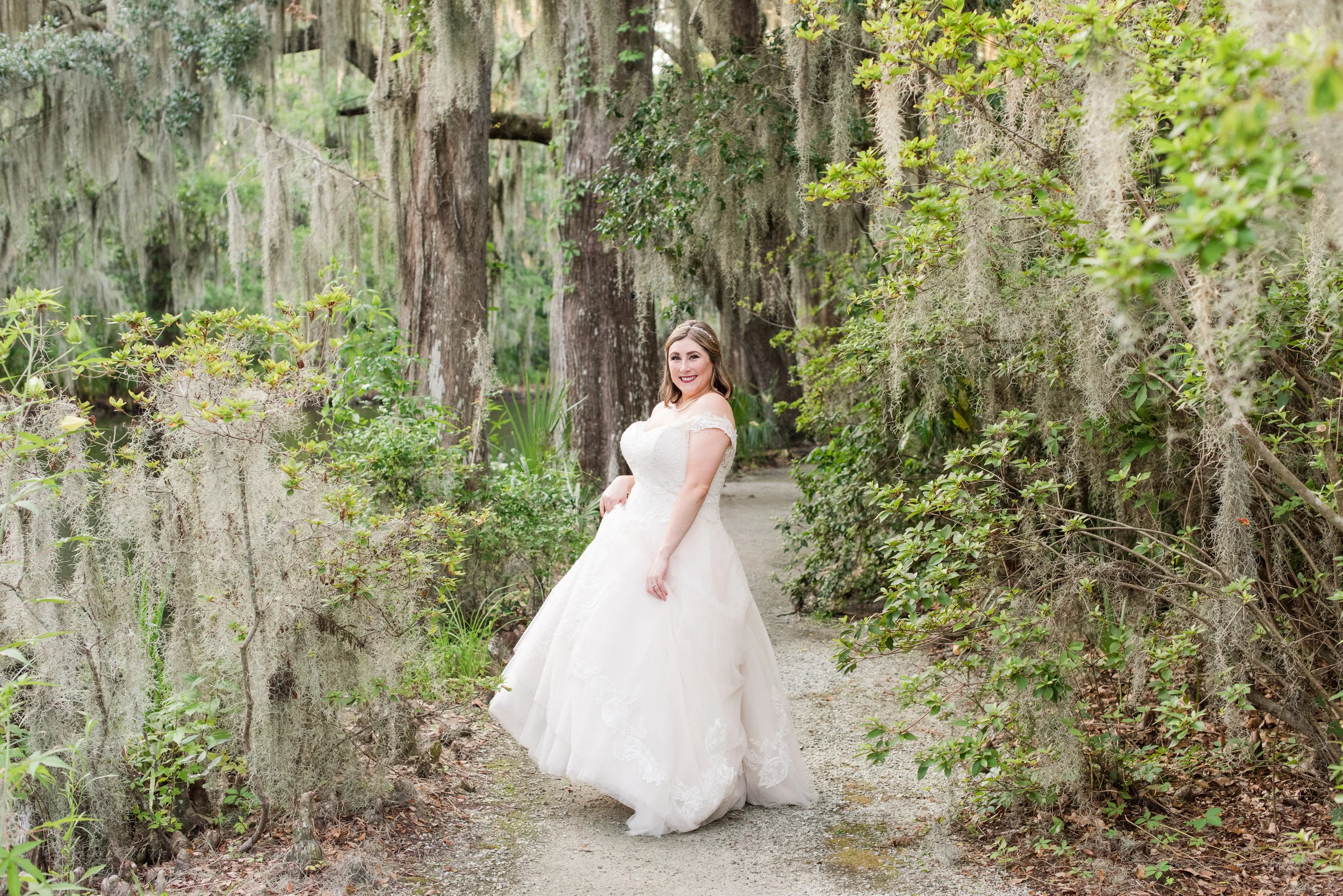 A Charleston Magnolia Plantation Peacock Wedding - Meredith Ryncarz Photography