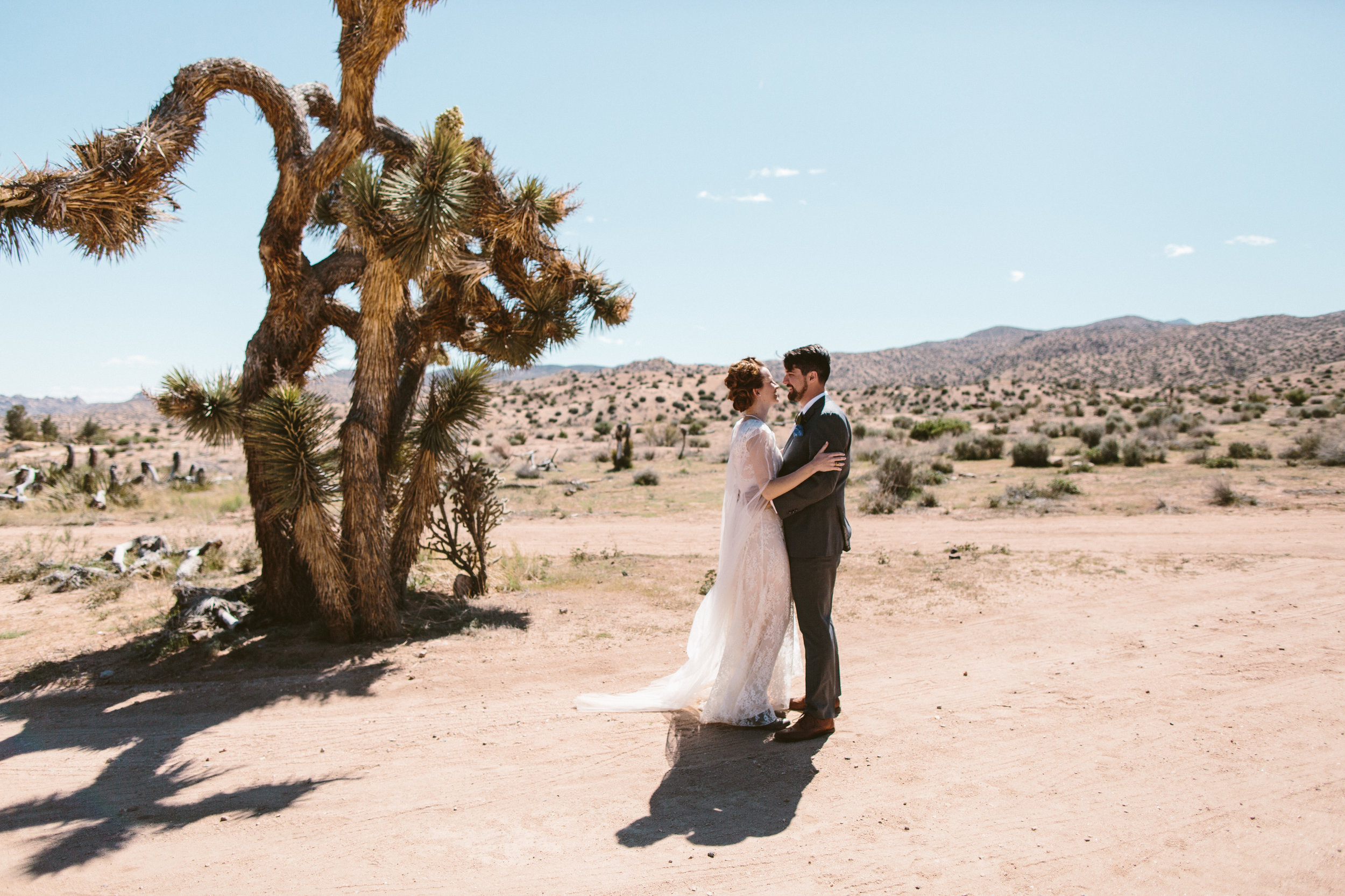 A Rimrock Ranch Bohemian Wedding (with baby goats!) - Westlund Photography