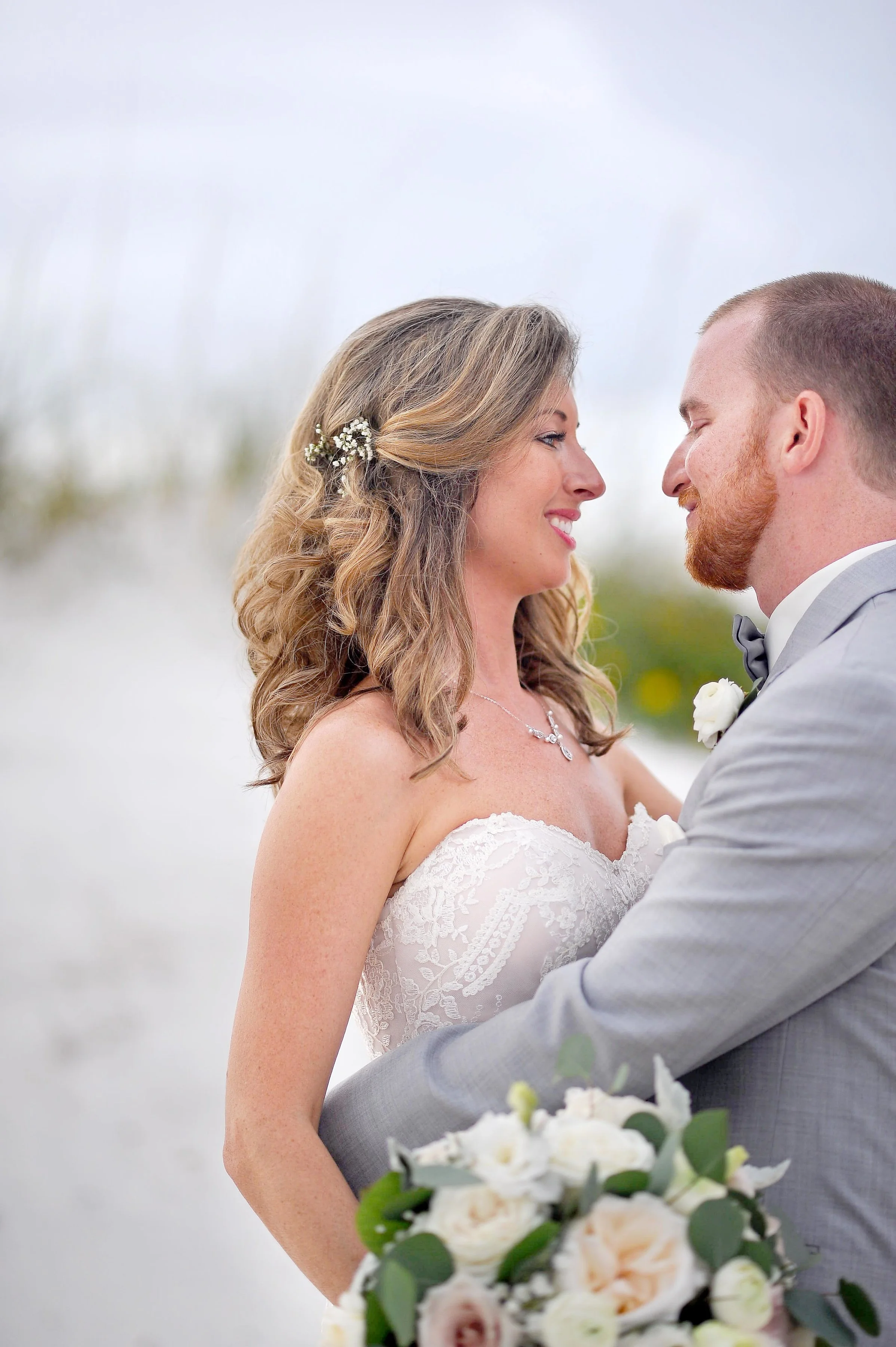 A Clearwater Beach Florida Destination Wedding - Amanda McMahon Photography