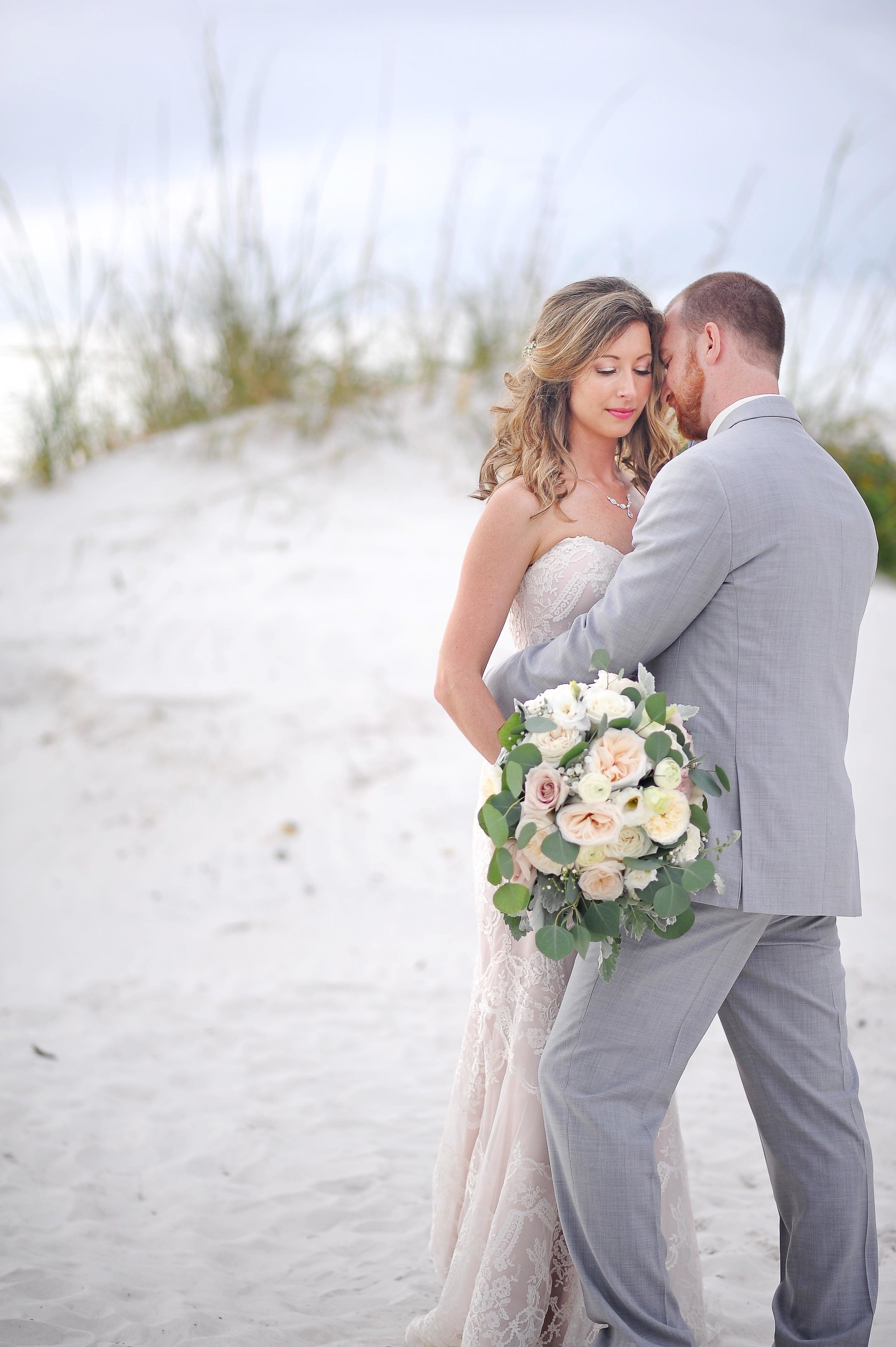 A Clearwater Beach Florida Destination Wedding - Amanda McMahon Photography