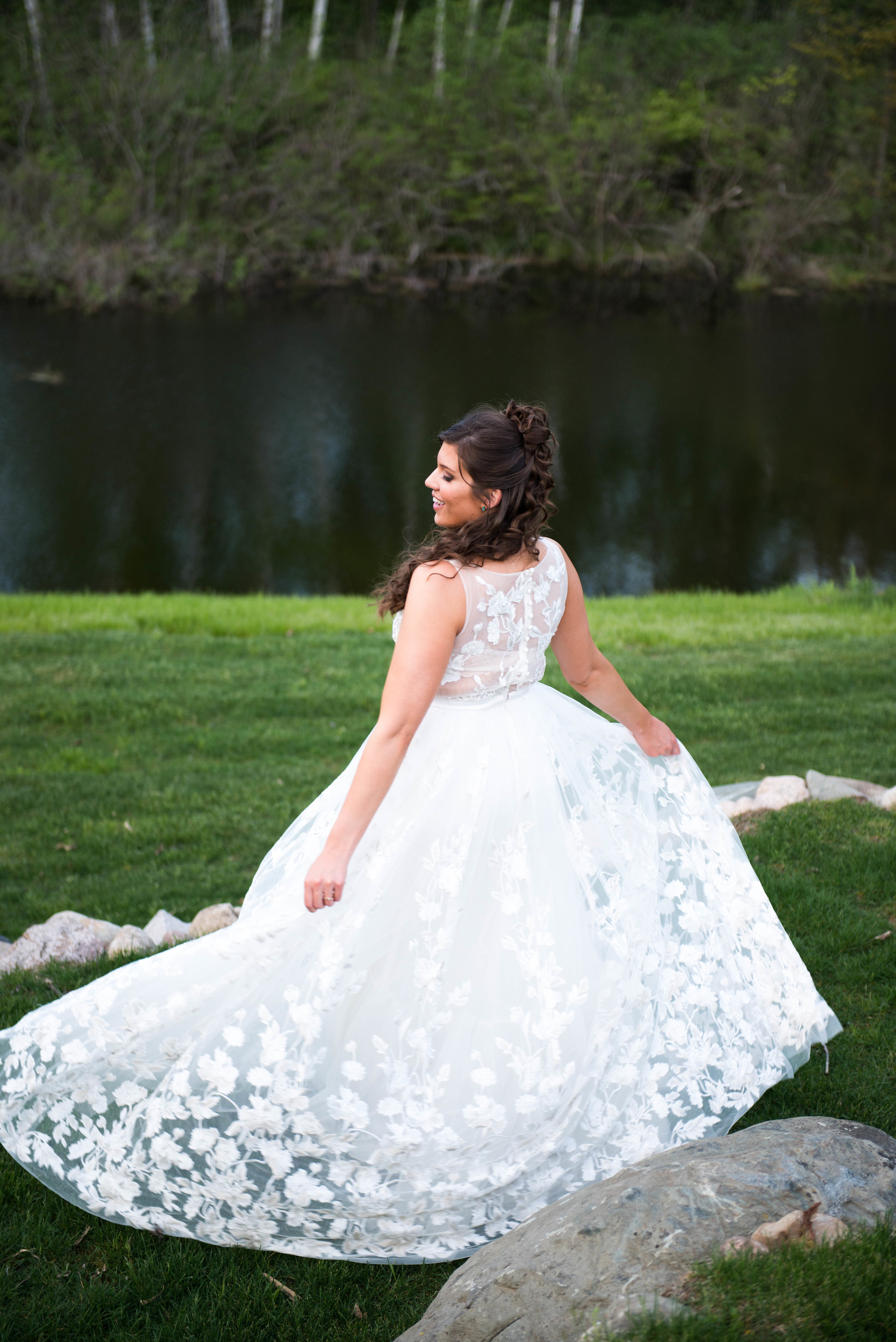 A Rustic-Bohemian Inspired Wedding - Lisa Villella Photography -- Birchview Event Center