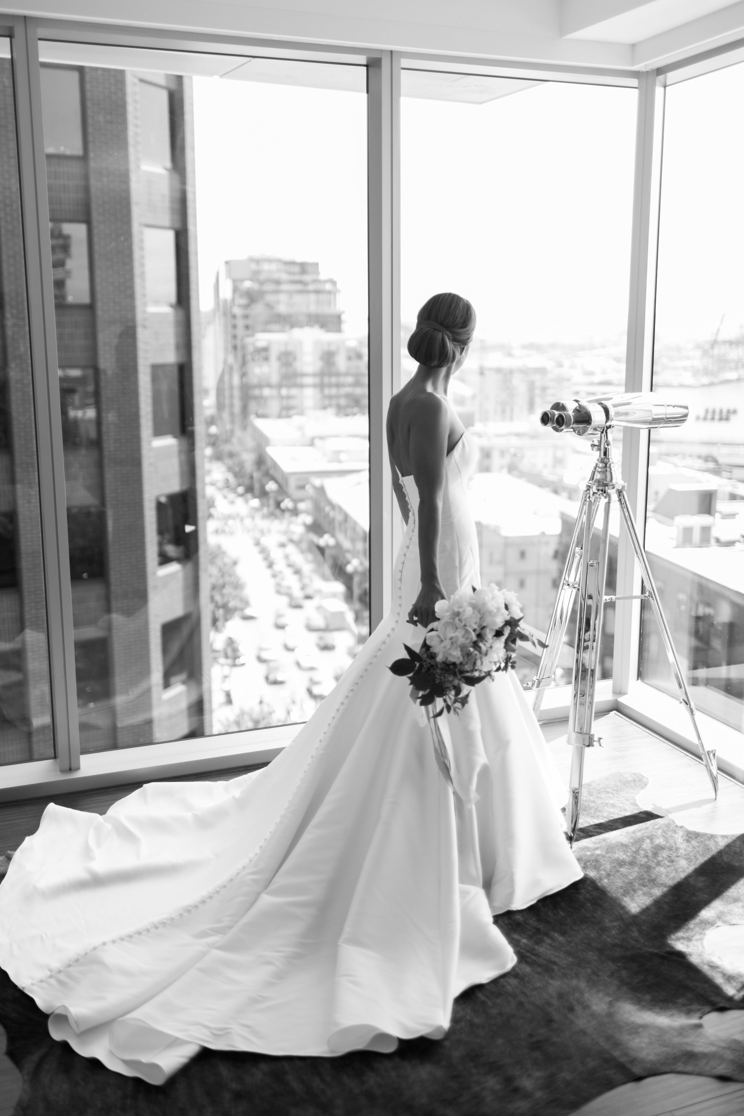 Urban Seattle Wedding - The Foundry Wedding -- Wedding Blog - The Overwhelmed Bride