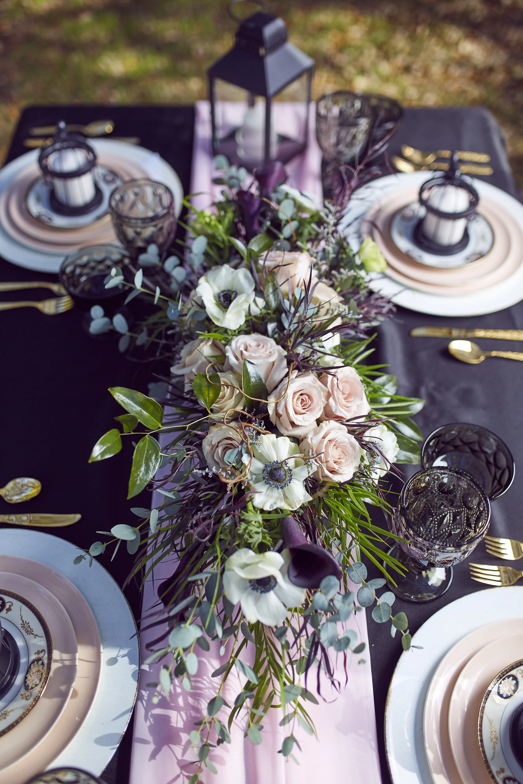 A Black, Blush + Gold Styled Garden Wedding -- Marcus Anthony Photography -- Wedding Blog-The Overwhelmed Bride