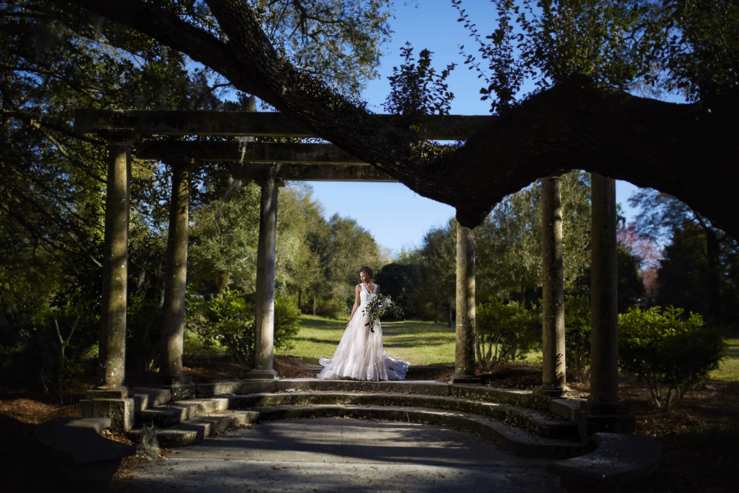 A Black, Blush + Gold Styled Garden Wedding -- Marcus Anthony Photography -- Wedding Blog-The Overwhelmed Bride