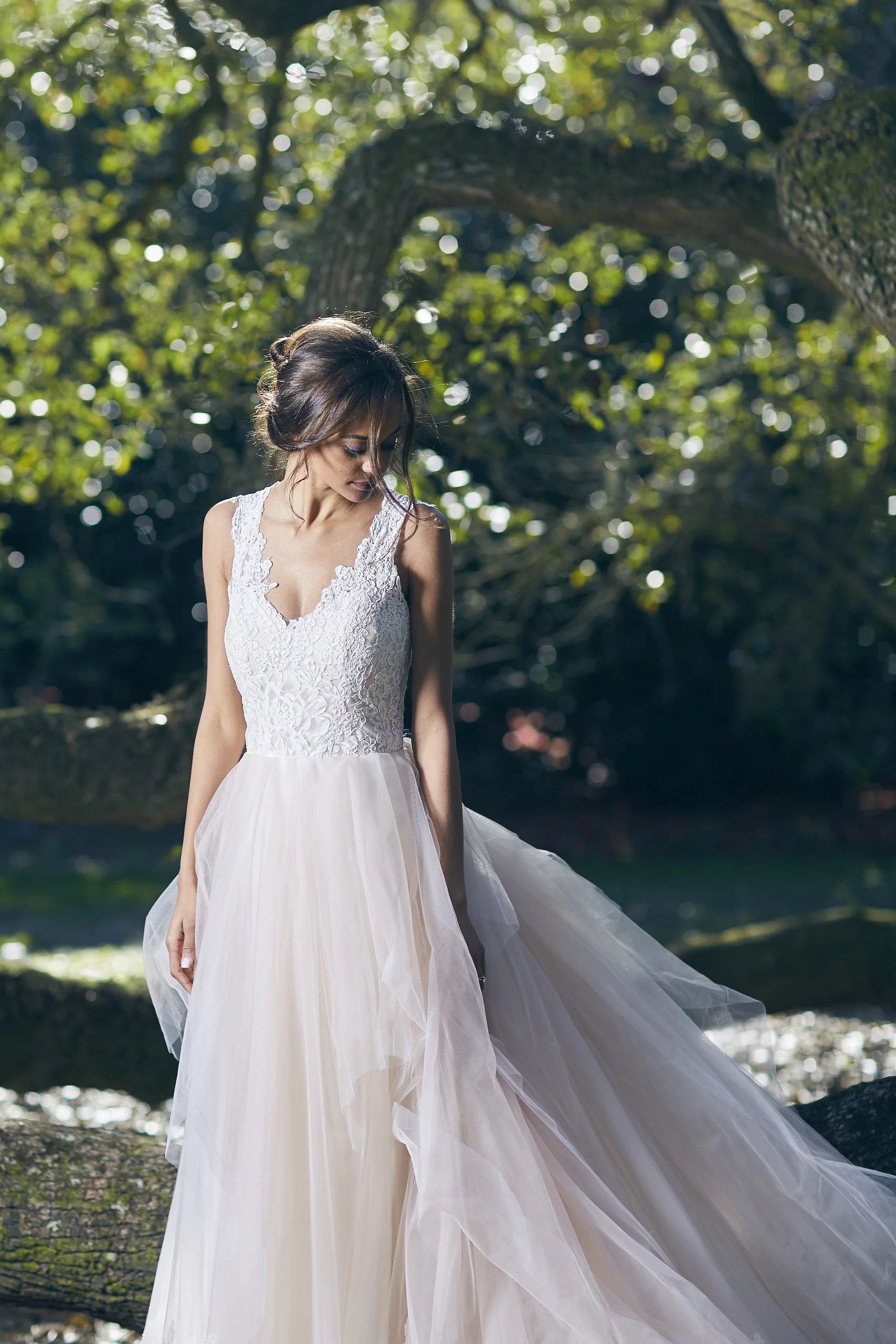 A Black, Blush + Gold Styled Garden Wedding -- Marcus Anthony Photography -- Wedding Blog-The Overwhelmed Bride