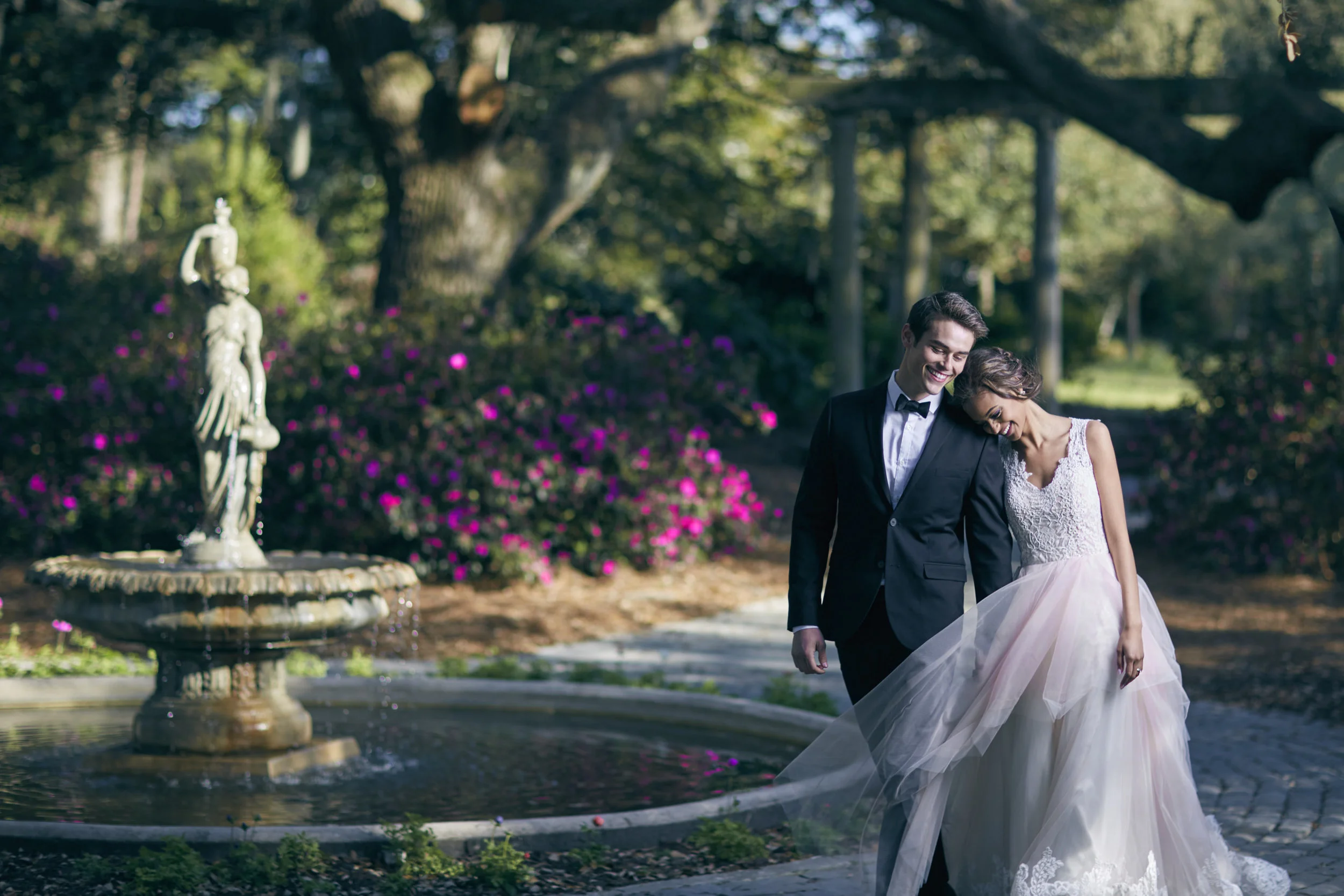 A Black, Blush + Gold Styled Garden Wedding -- Marcus Anthony Photography -- Wedding Blog-The Overwhelmed Bride