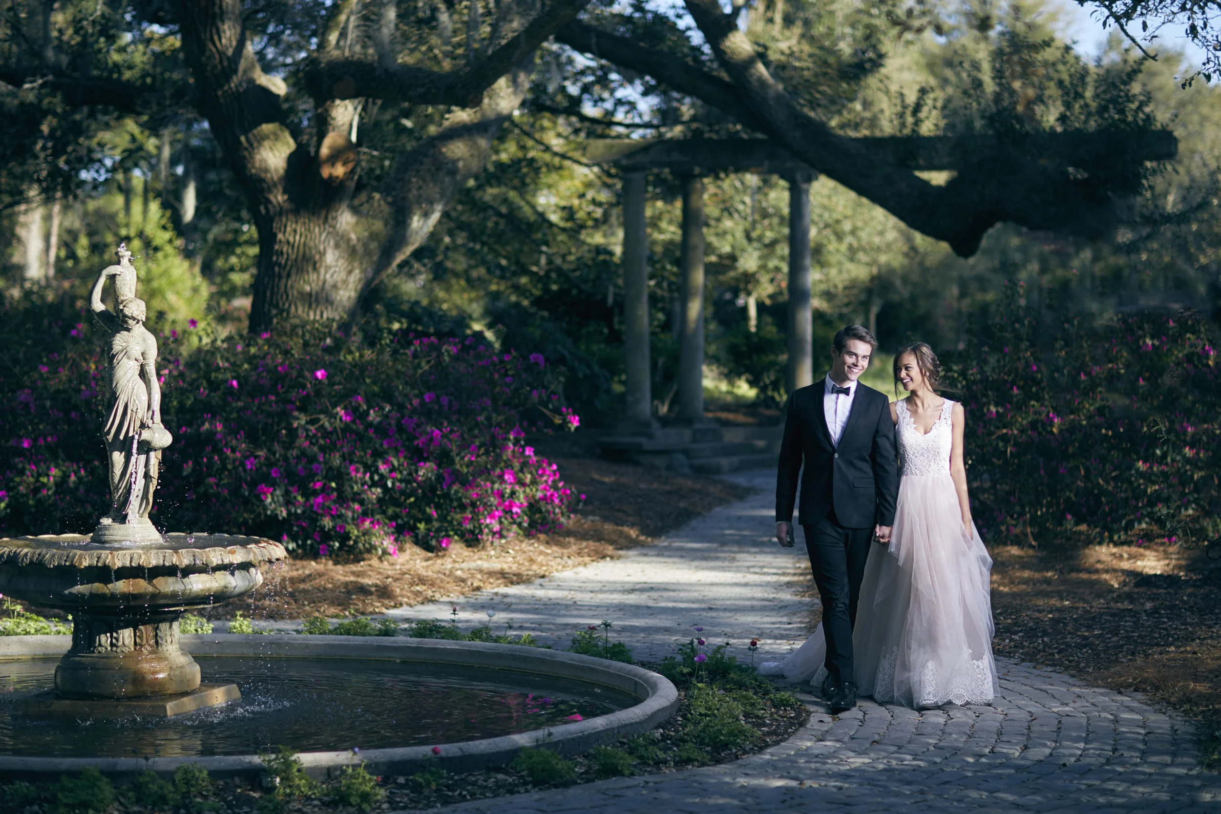 A Black, Blush + Gold Styled Garden Wedding -- Marcus Anthony Photography -- Wedding Blog-The Overwhelmed Bride