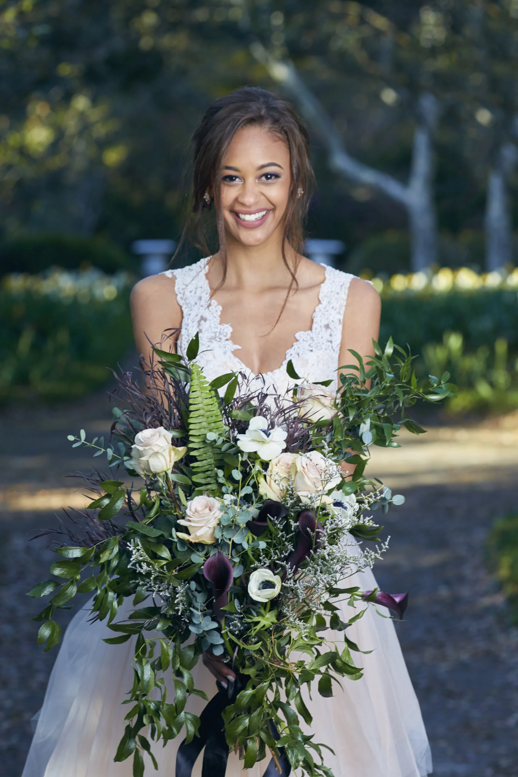 A Black, Blush + Gold Styled Garden Wedding -- Marcus Anthony Photography -- Wedding Blog-The Overwhelmed Bride