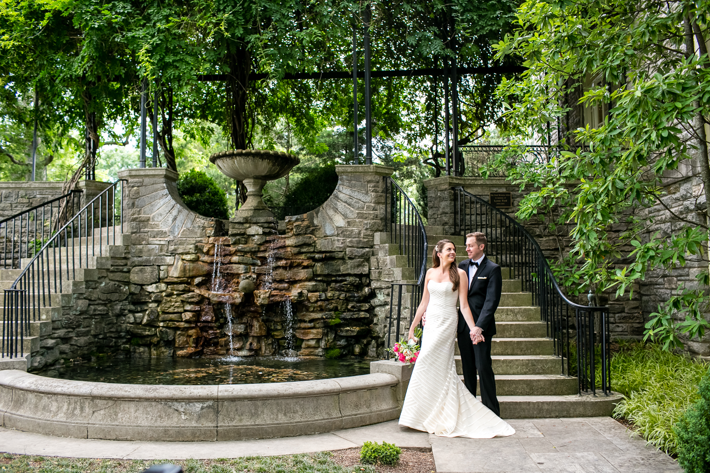 Husk's Carriage House Wedding - Cheekwood Botanical Gardens Wedding - Nashville Wedding - Wedding Blog-The Overwhelmed Bride