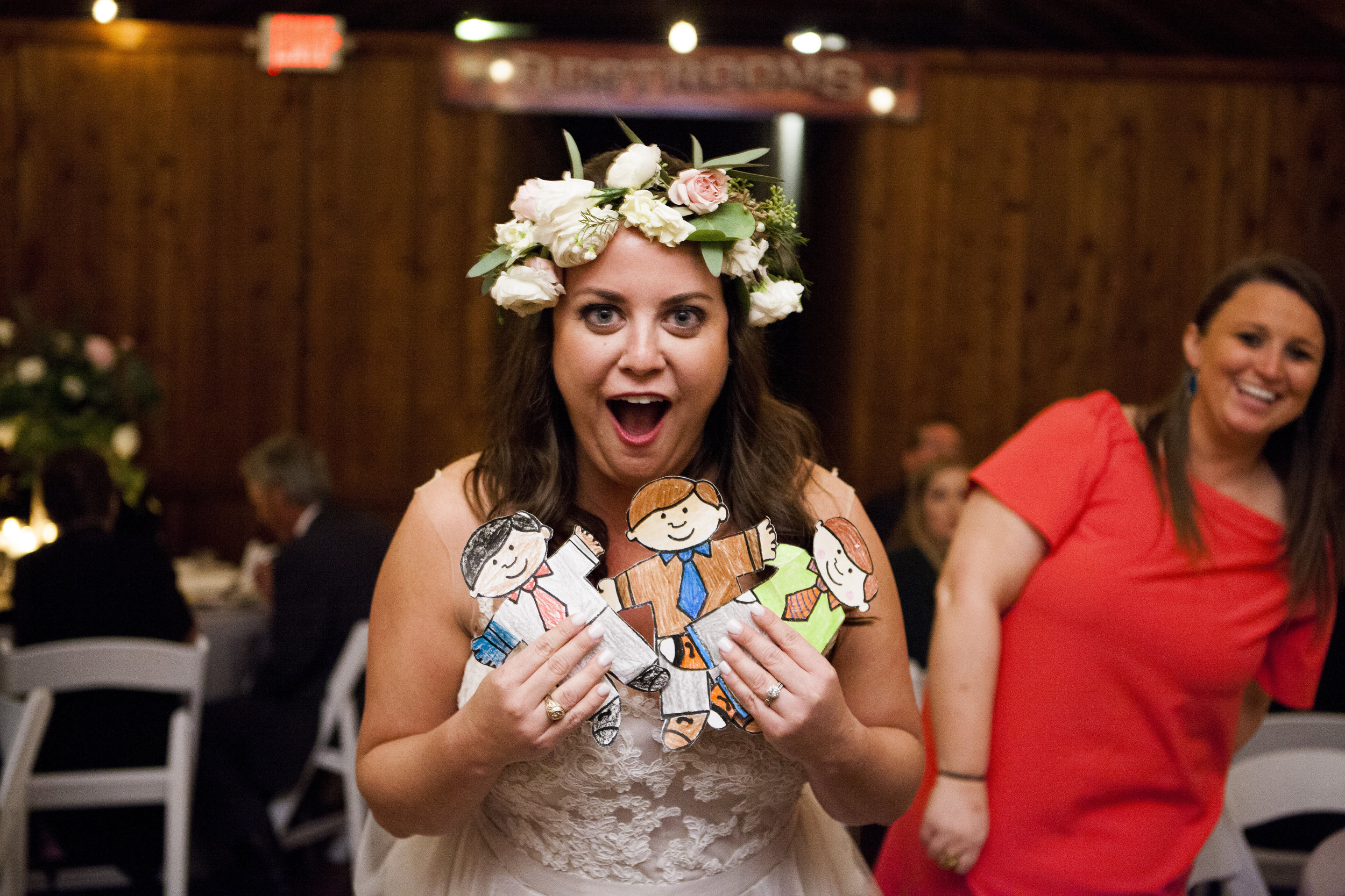 Classic Avalon Legacy Ranch Texas Wedding -- Elizabethan Wedding -- Wedding Blog - The Overwhelmed Bride