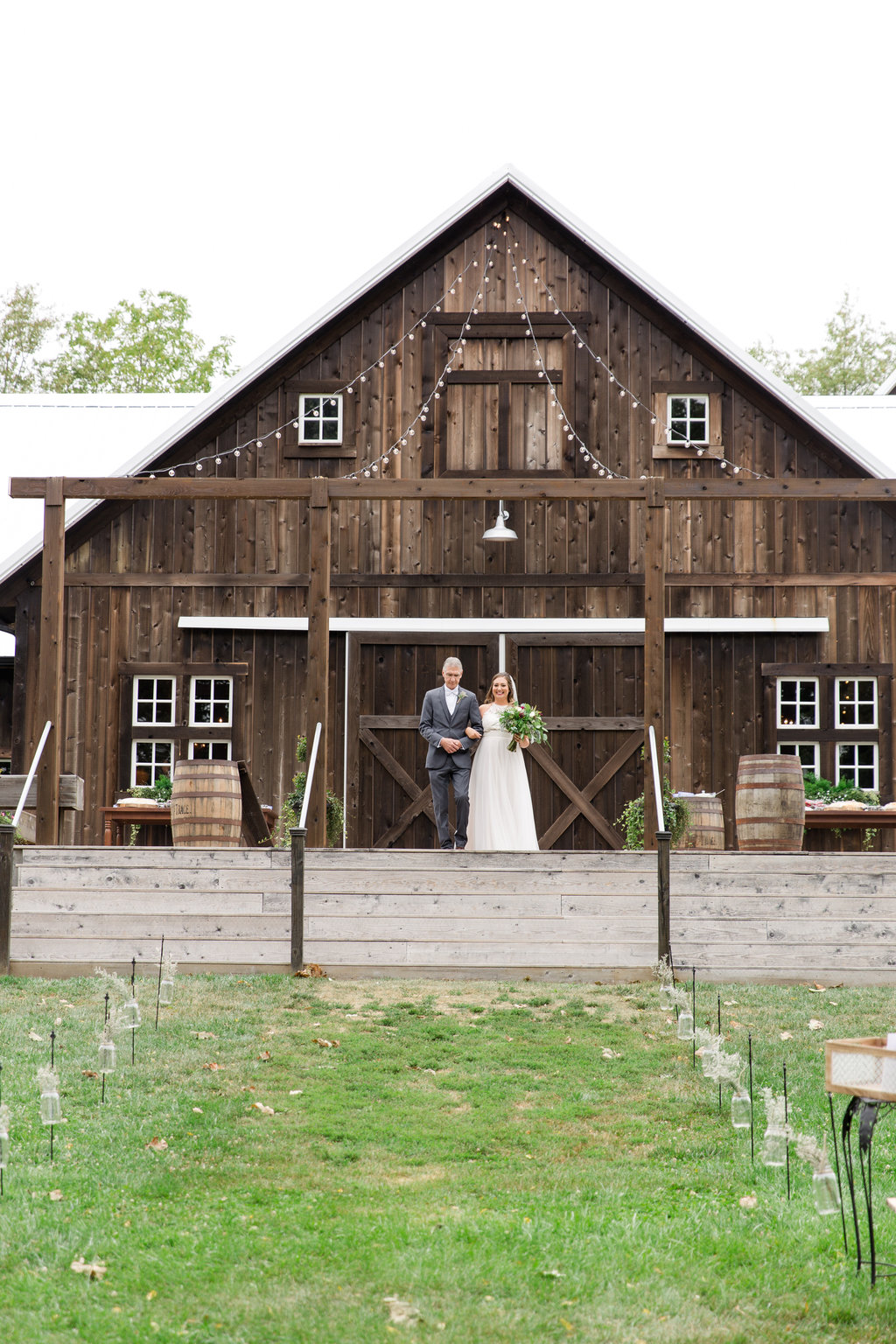 The Barn at Kennedy Farm Wedding - Lizton, Indiana Wedding Venue - Danielle Harris Photography -- Wedding Blog - The Overwhelmed Bride