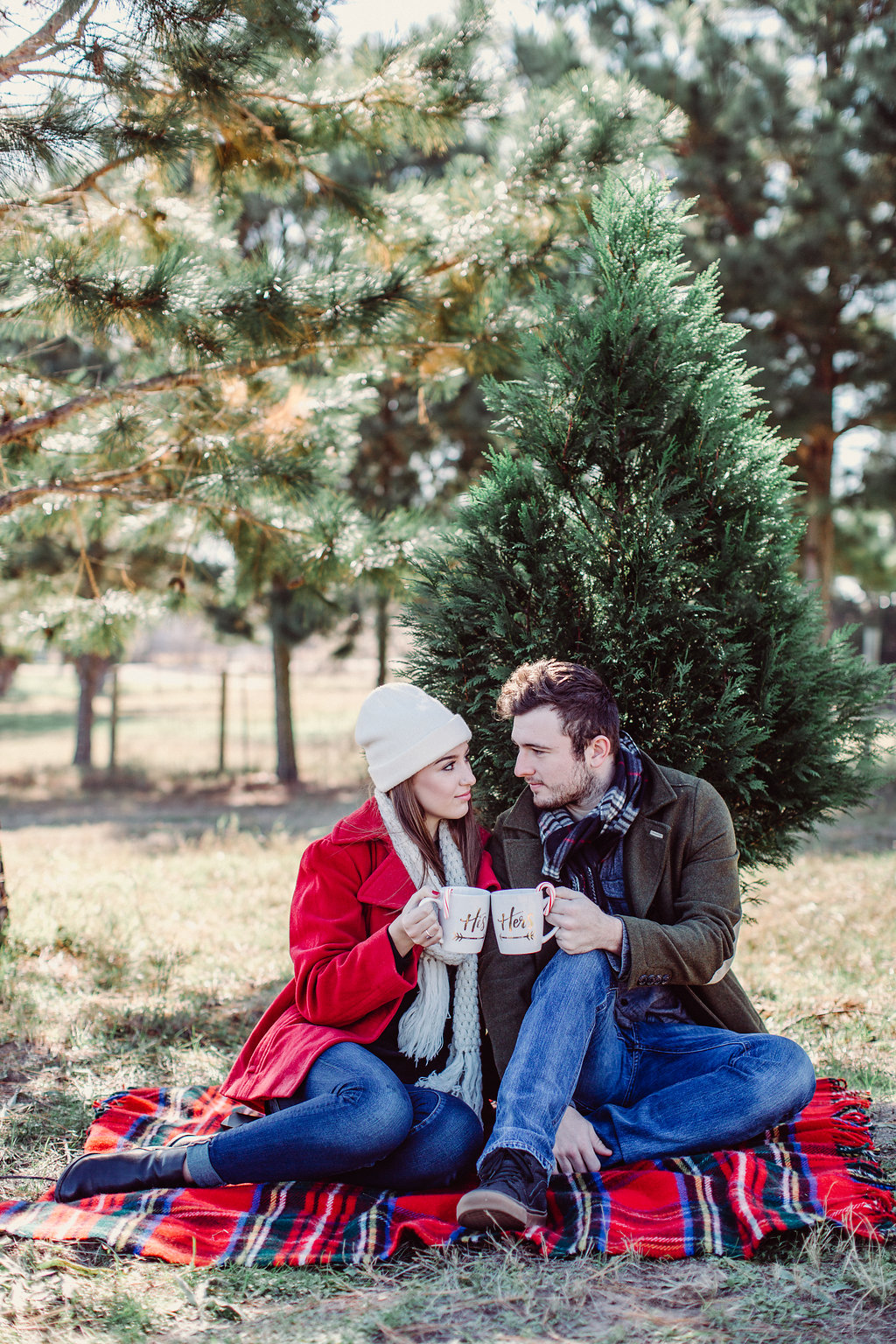 Cozy Winter Engagement Photos - Forever Photography Studio -- Wedding Blog - The Overwhelmed Bride