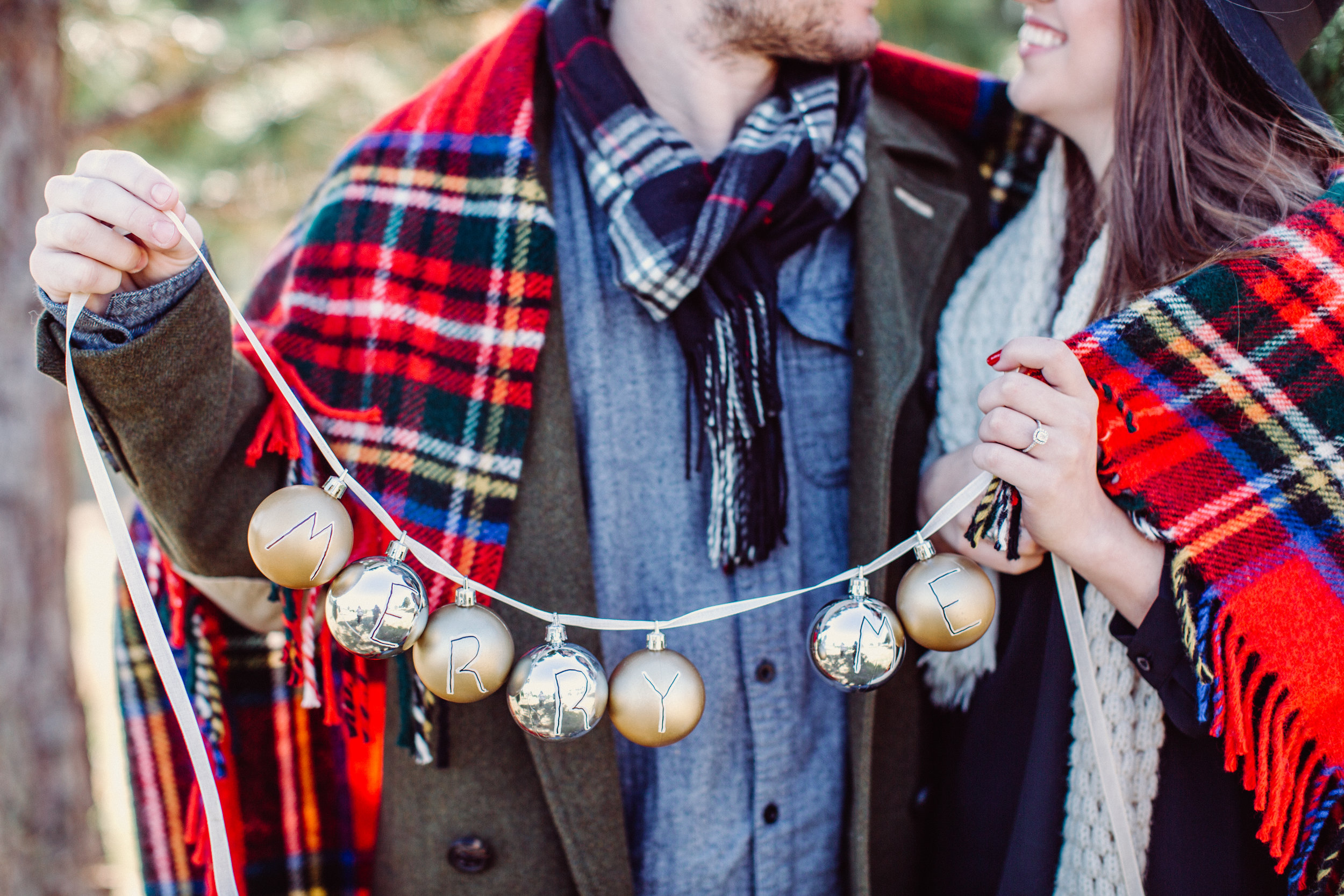 Cozy Winter Engagement Photos - Forever Photography Studio -- Wedding Blog - The Overwhelmed Bride