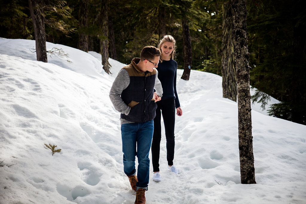 Sea to Sky Gondola Trails Engagement Photos - Outdoor Engagement Photos -- Wedding Blog - The Overwhelmed Bride