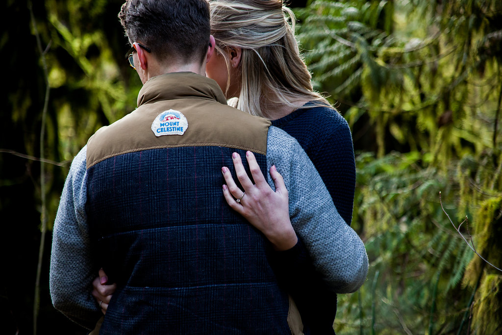 Sea to Sky Gondola Trails Engagement Photos - Outdoor Engagement Photos -- Wedding Blog - The Overwhelmed Bride