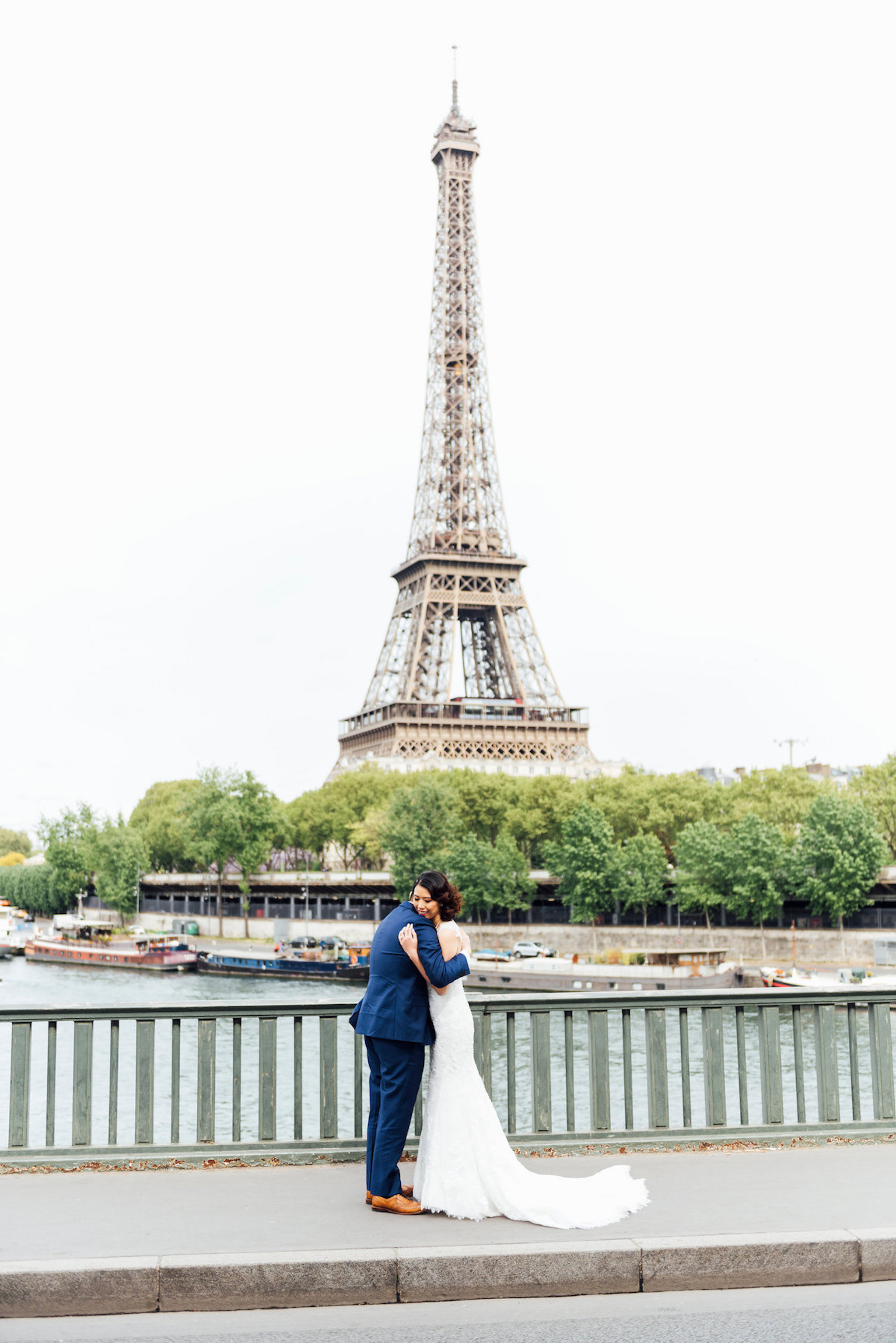 Intimate Paris Wedding-Elopement - Katie Mitchell Photography -- Wedding Blog - The Overwhelmed Bride