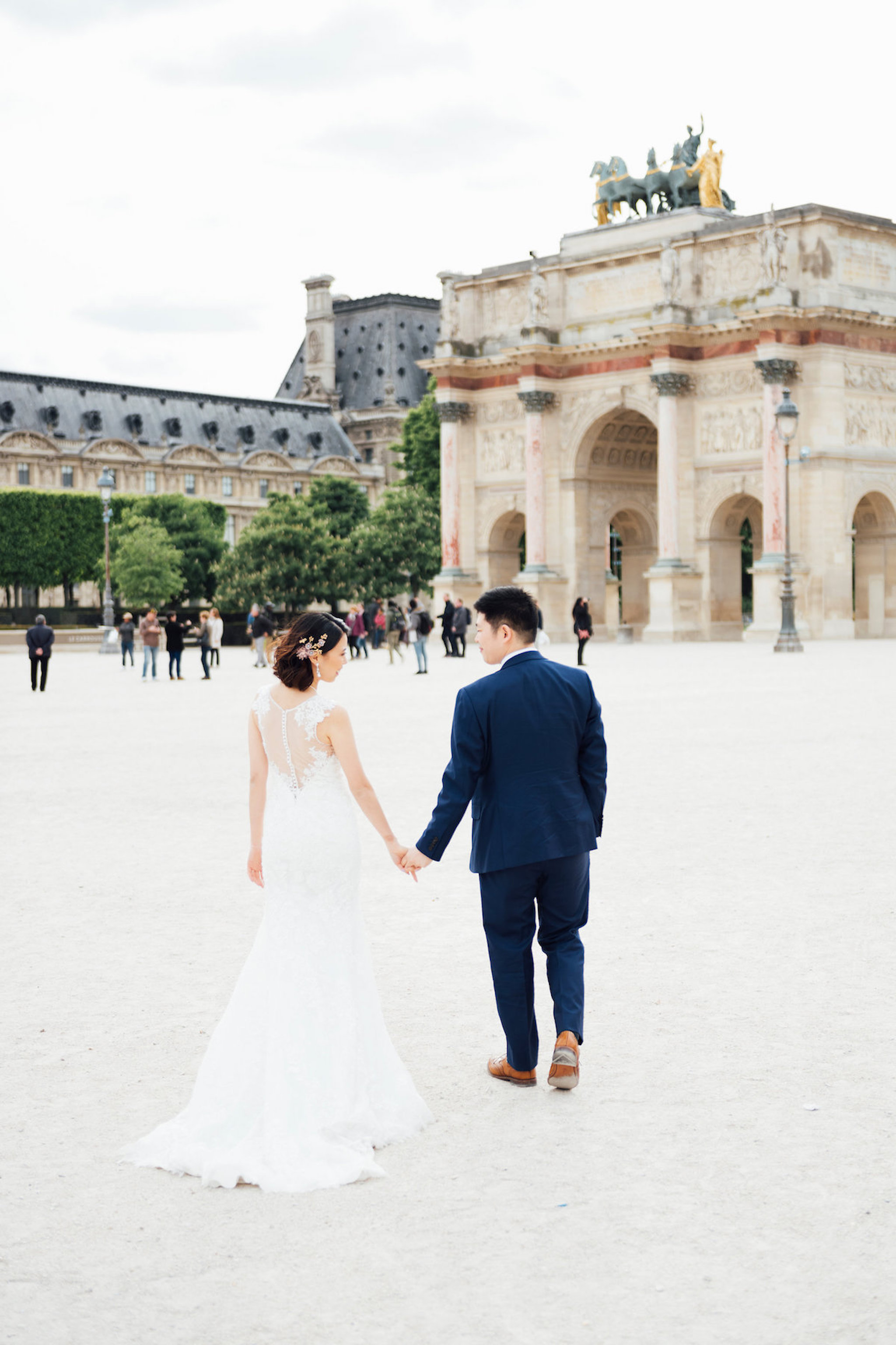 Intimate Paris Wedding-Elopement - Katie Mitchell Photography -- Wedding Blog - The Overwhelmed Bride