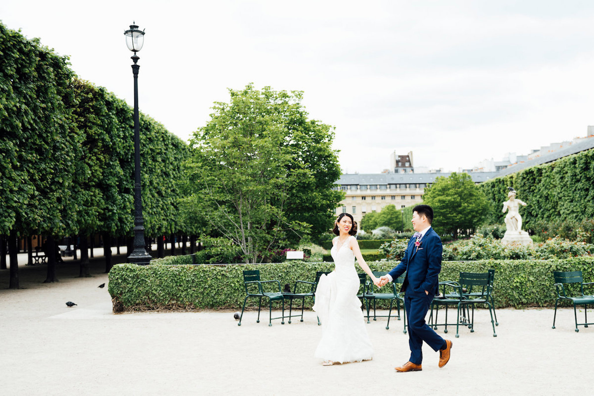 Intimate Paris Wedding-Elopement - Katie Mitchell Photography -- Wedding Blog - The Overwhelmed Bride