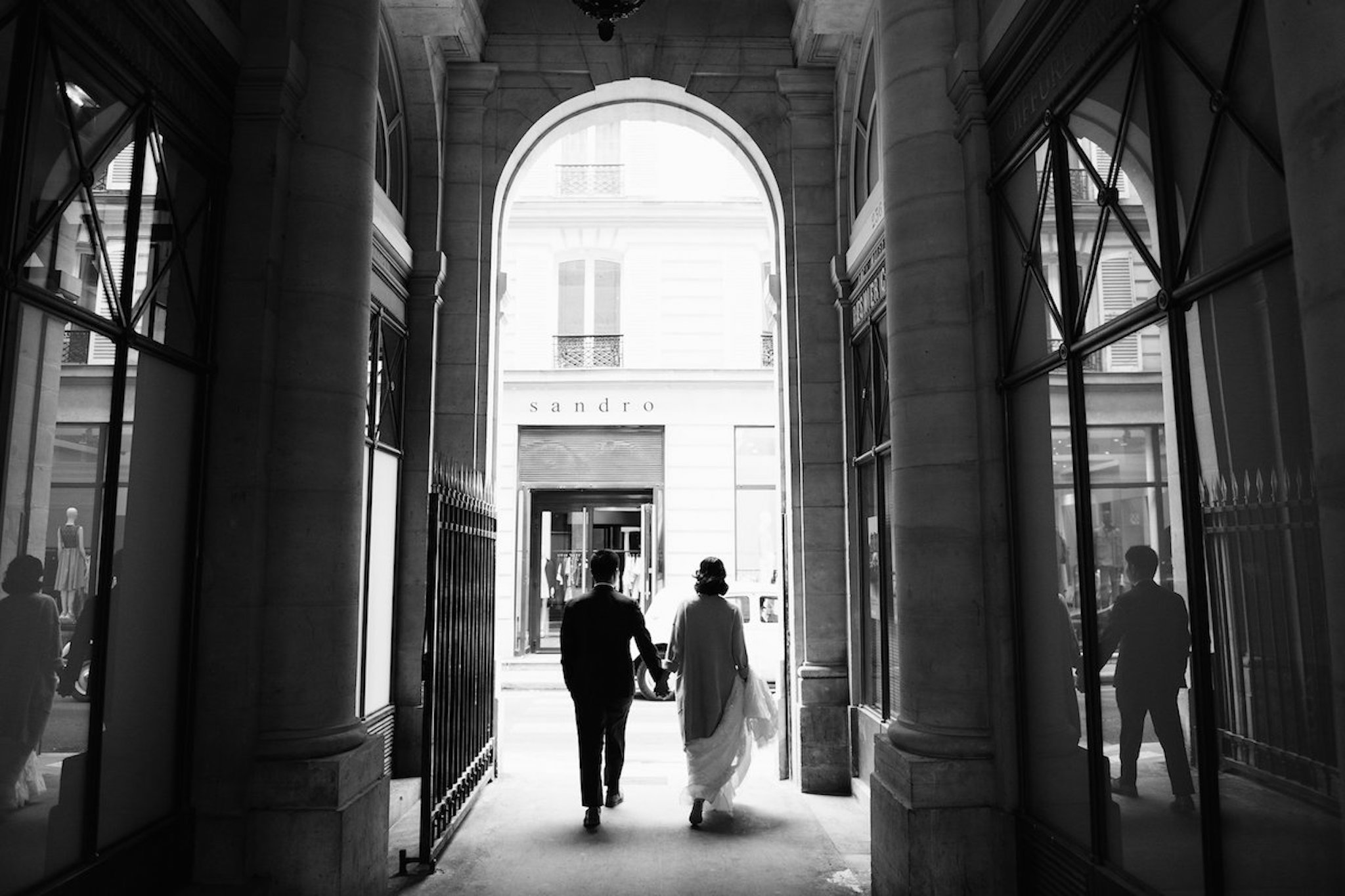 Intimate Paris Wedding-Elopement - Katie Mitchell Photography -- Wedding Blog - The Overwhelmed Bride