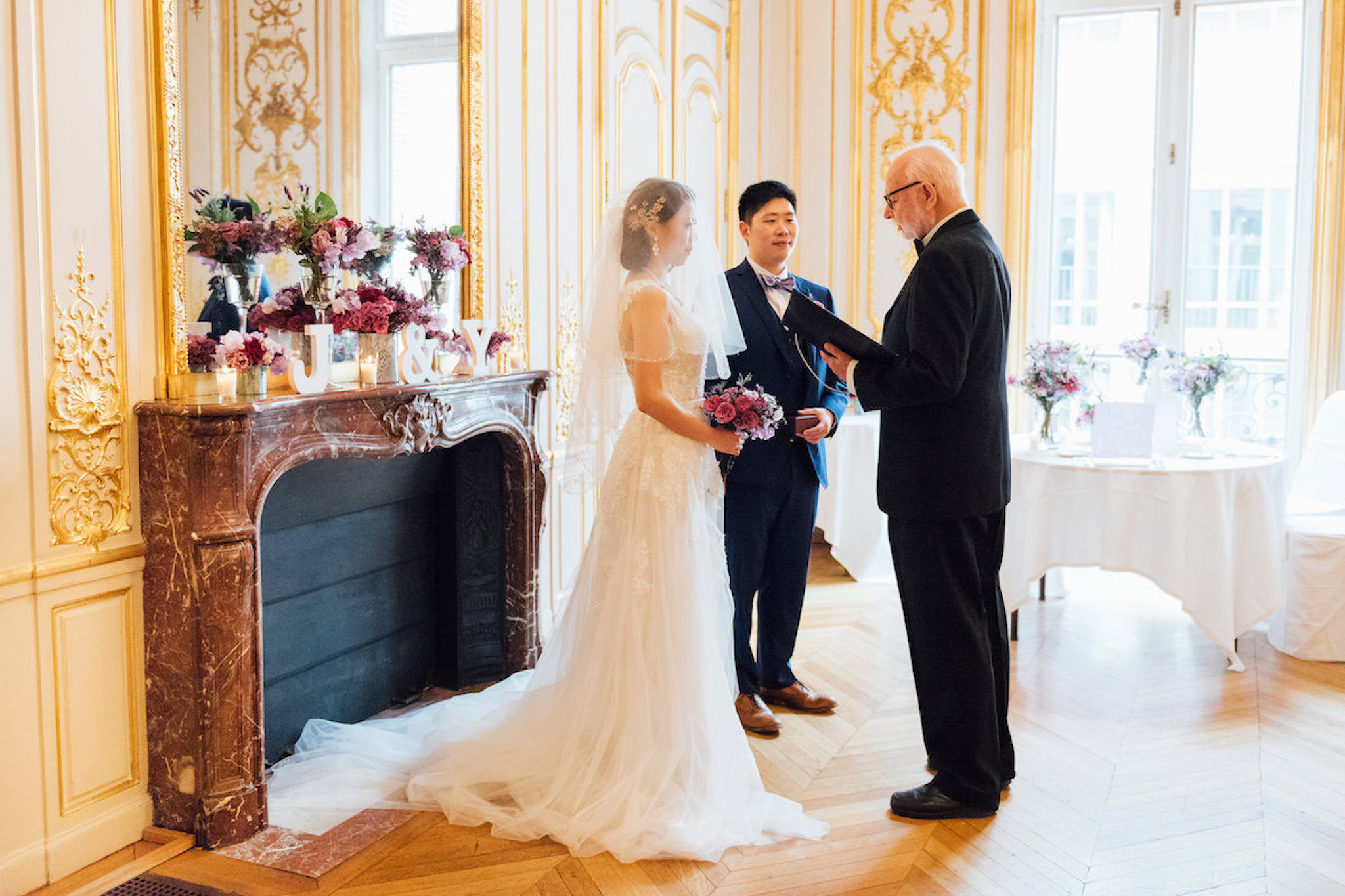 Intimate Paris Wedding-Elopement - Katie Mitchell Photography -- Wedding Blog - The Overwhelmed Bride