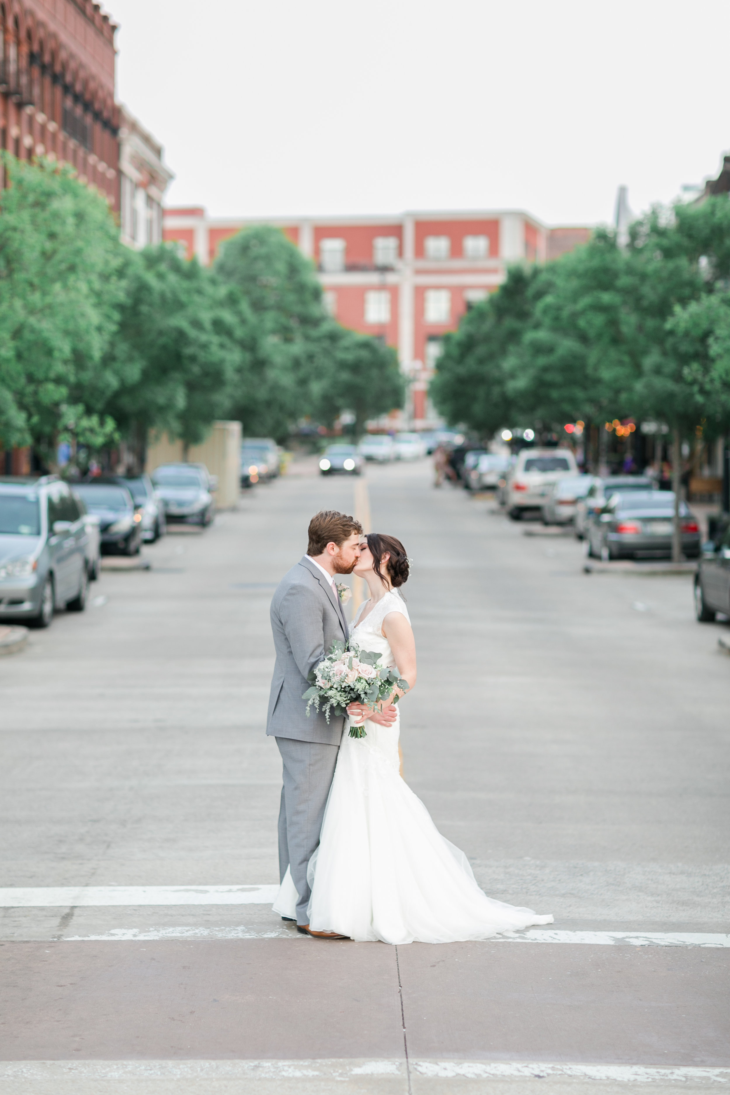 Art Gallery Wedding - The Emporium Center Wedding - Matthew Davidson Photography -- Wedding Blog - The Overwhelmed Bride