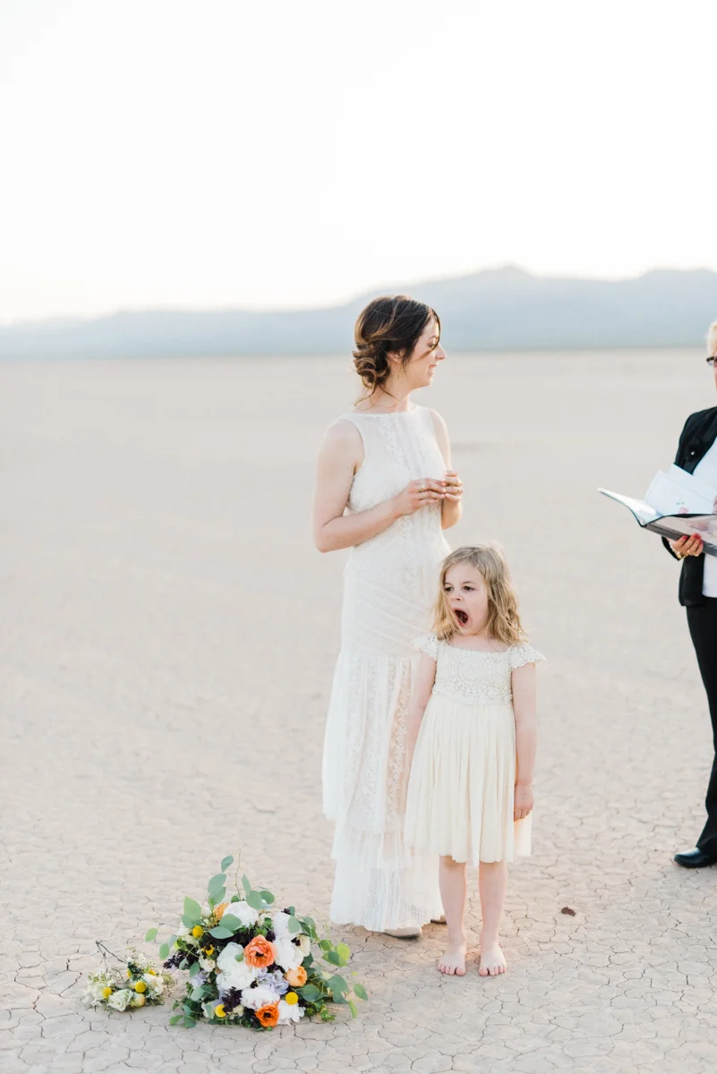 A Las Vegas Desert Elopement - Kristen Kay Photography -- Wedding Blog - The Overwhelmed Bride