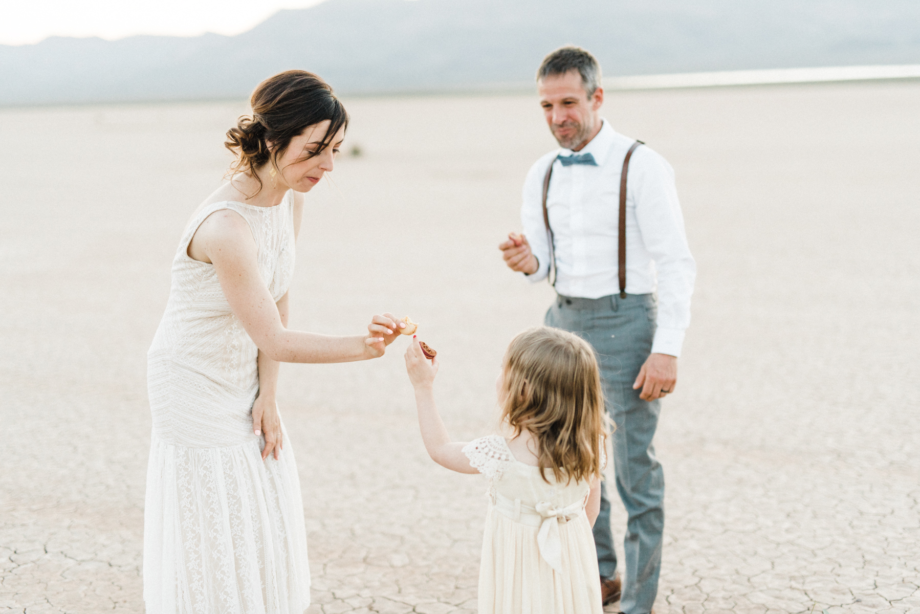 A Las Vegas Desert Elopement - Kristen Kay Photography -- Wedding Blog - The Overwhelmed Bride