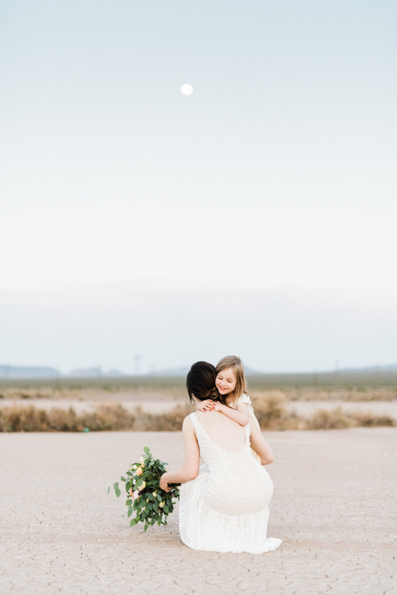 A Las Vegas Desert Elopement - Kristen Kay Photography -- Wedding Blog - The Overwhelmed Bride