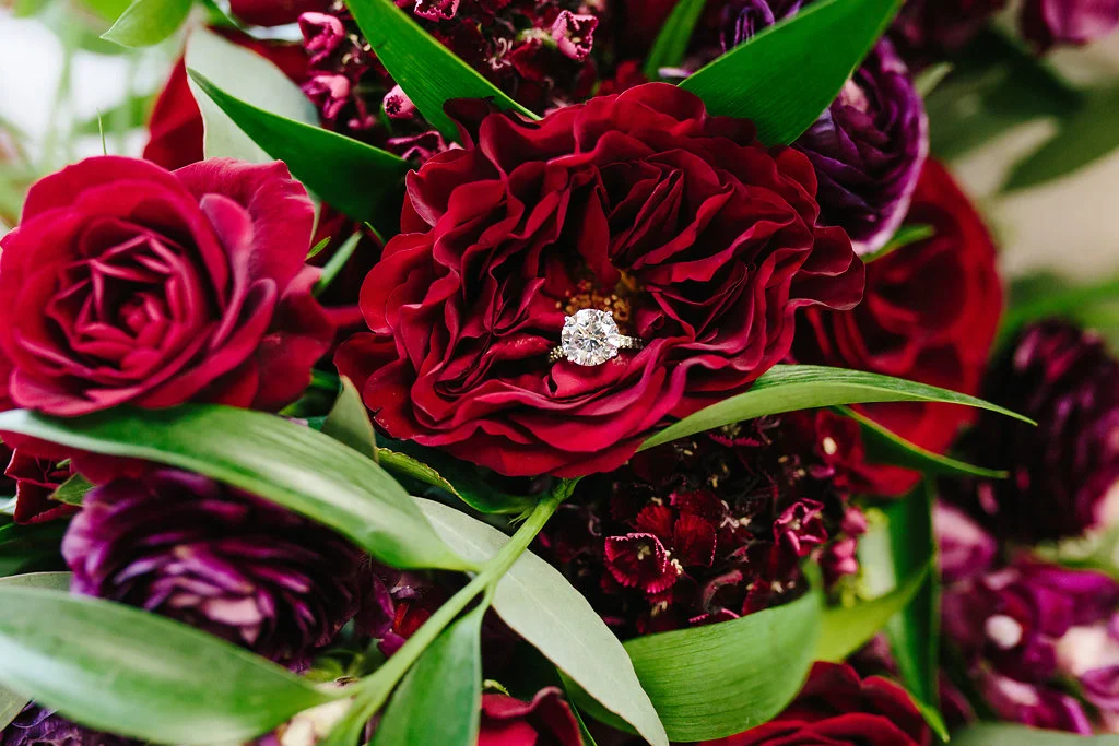An Industrial Chic HUB 925 Styled Wedding - Emily Knuth Photography -- Wedding Blog - The Overwhelmed Bride