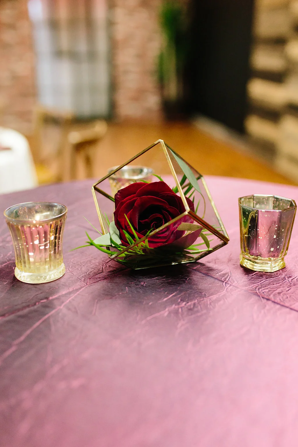An Industrial Chic HUB 925 Styled Wedding - Emily Knuth Photography -- Wedding Blog - The Overwhelmed Bride
