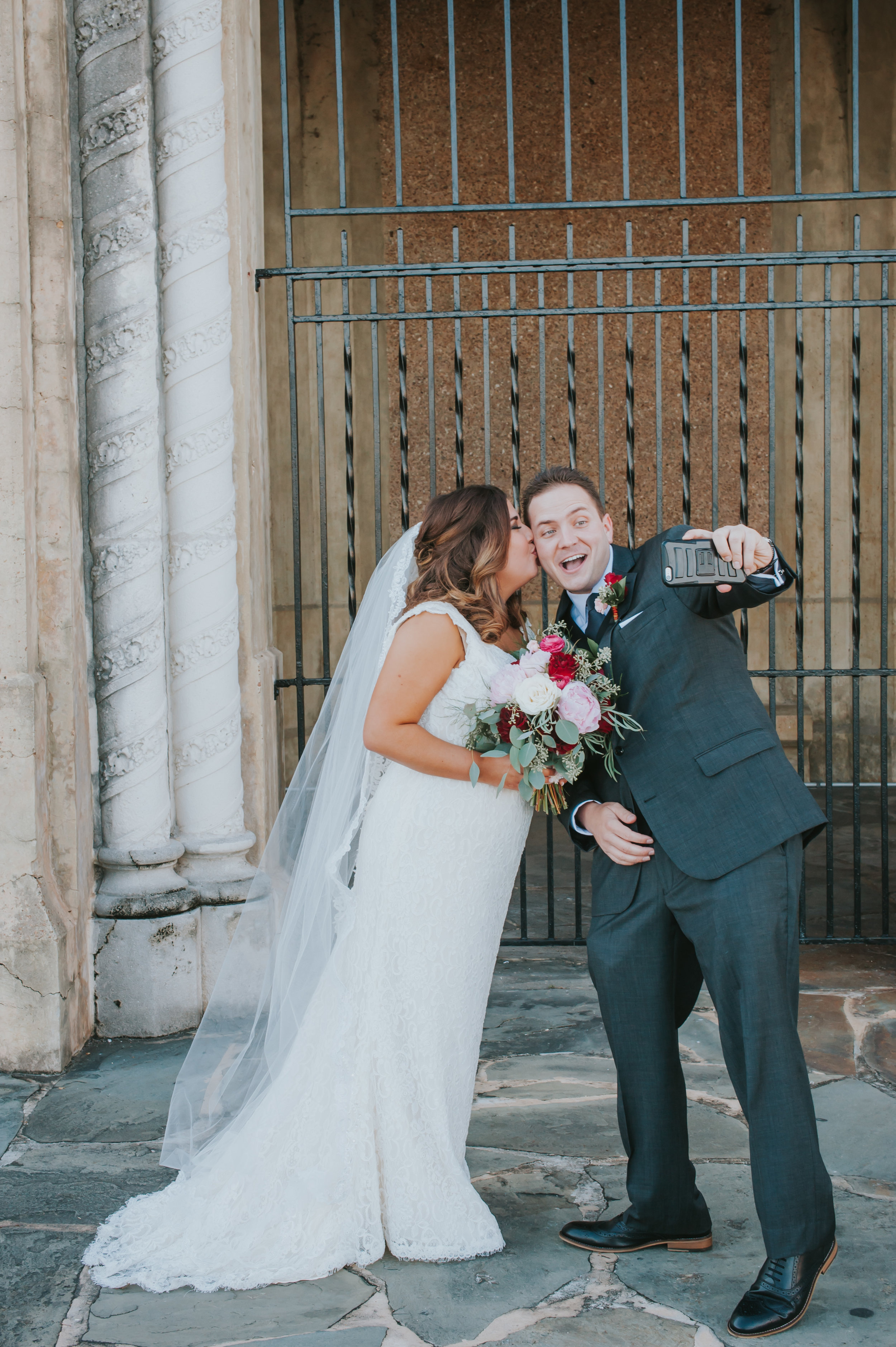 A Hollis Botanical Gardens Wedding - Kismis Ink Photography -- Wedding Blog - The Overwhelmed Bride