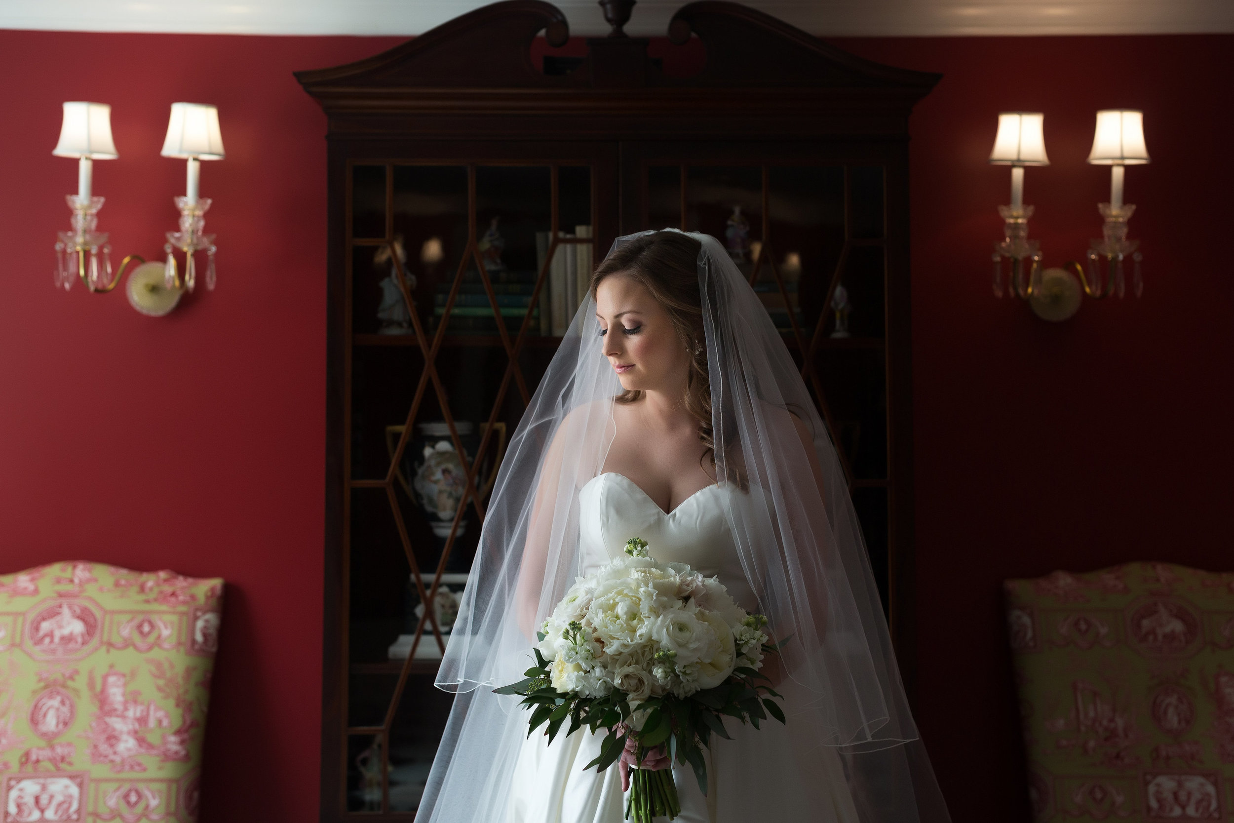 Chapell Hill, NC Wedding - The Carolina Club Winter Wedding -- Elly's Photography -- Wedding Blog - The Overwhelmed Bride