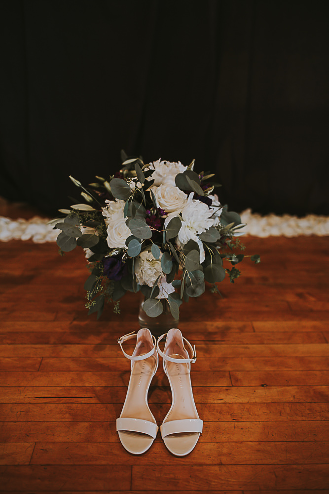 An Oklahoma City Farmers Public Market Wedding - Ashley Layden Photography -- Wedding Blog - The Overwhelmed Bride