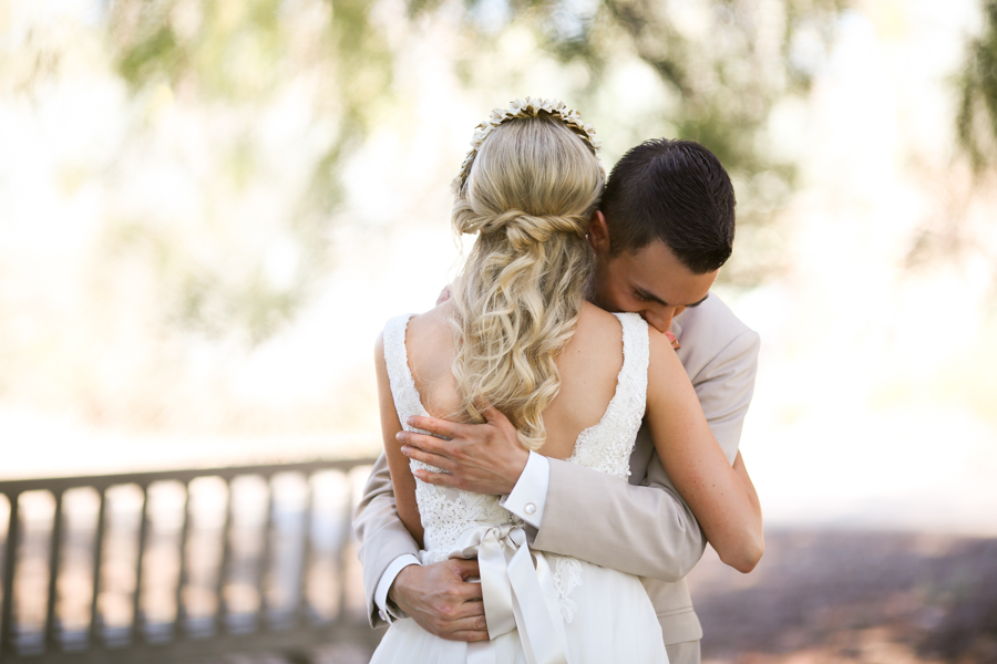 A Vibrant Fullerton Arboretum Wedding - Green + Peach Irish Wedding - Melissa McClure Photography -- Wedding Blog - The Overwhelmed Bride