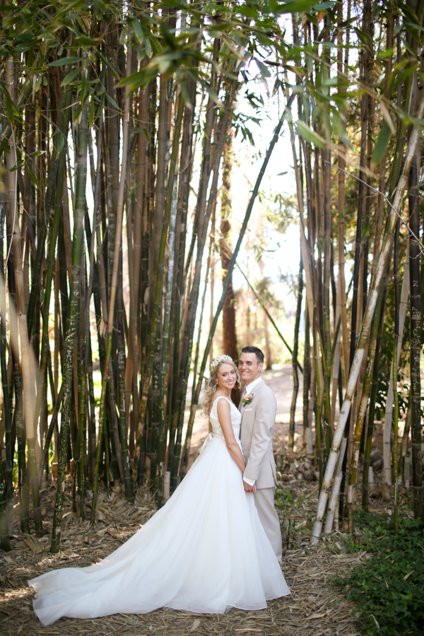 A Vibrant Fullerton Arboretum Wedding - Green + Peach Irish Wedding - Melissa McClure Photography -- Wedding Blog - The Overwhelmed Bride