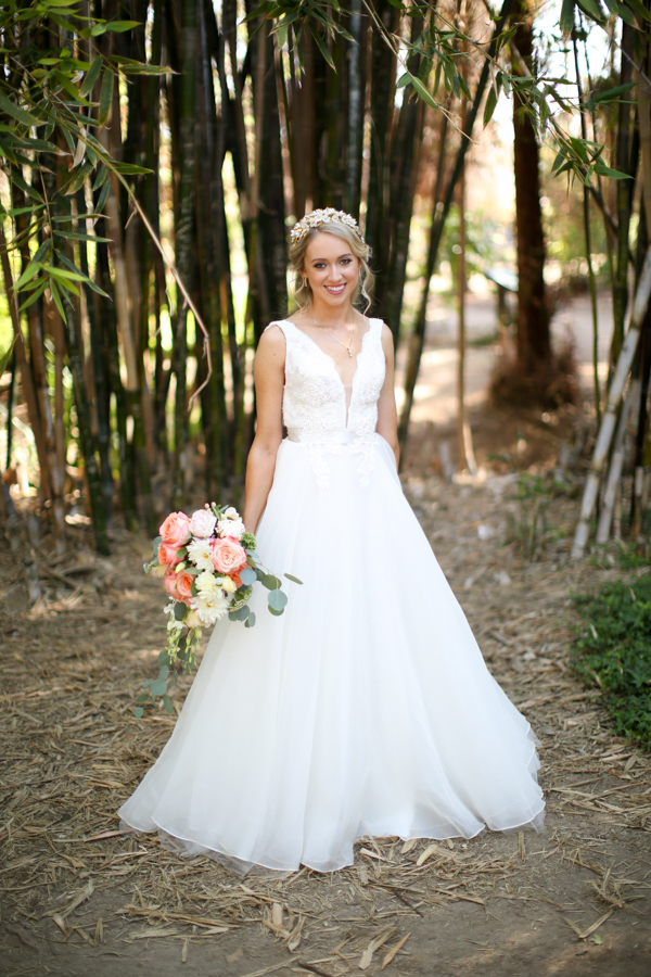 A Vibrant Fullerton Arboretum Wedding - Green + Peach Irish Wedding - Melissa McClure Photography -- Wedding Blog - The Overwhelmed Bride