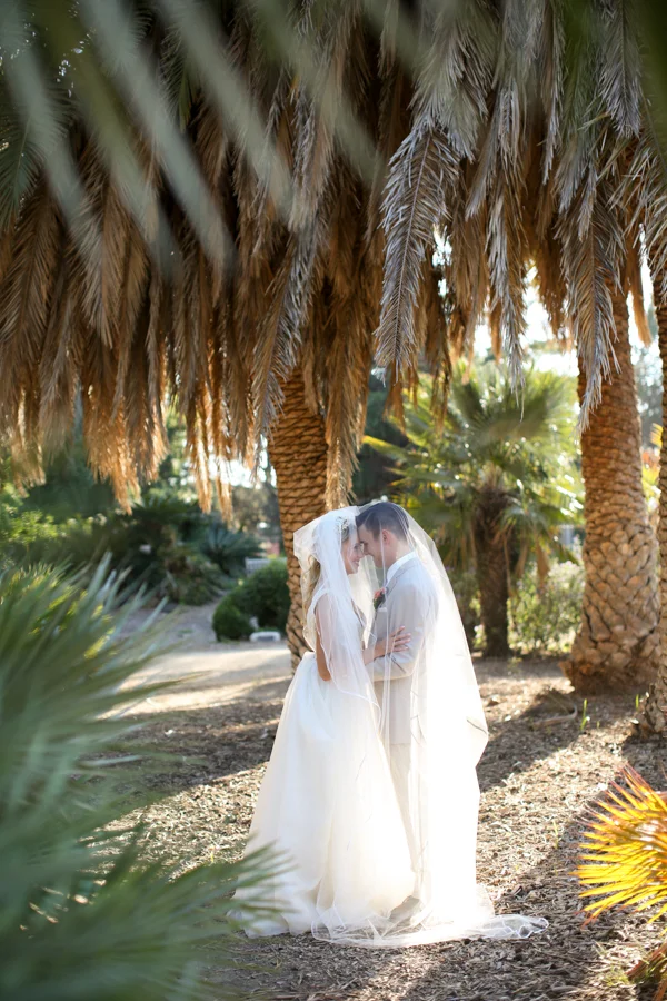 A Vibrant Fullerton Arboretum Wedding - Green + Peach Irish Wedding - Melissa McClure Photography -- Wedding Blog - The Overwhelmed Bride