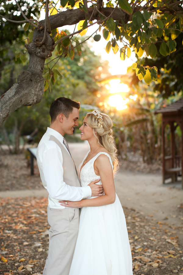 A Vibrant Fullerton Arboretum Wedding - Green + Peach Irish Wedding - Melissa McClure Photography -- Wedding Blog - The Overwhelmed Bride