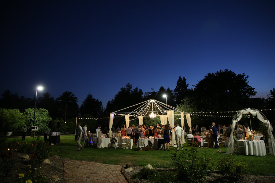 A Vibrant Fullerton Arboretum Wedding - Green + Peach Irish Wedding - Melissa McClure Photography -- Wedding Blog - The Overwhelmed Bride