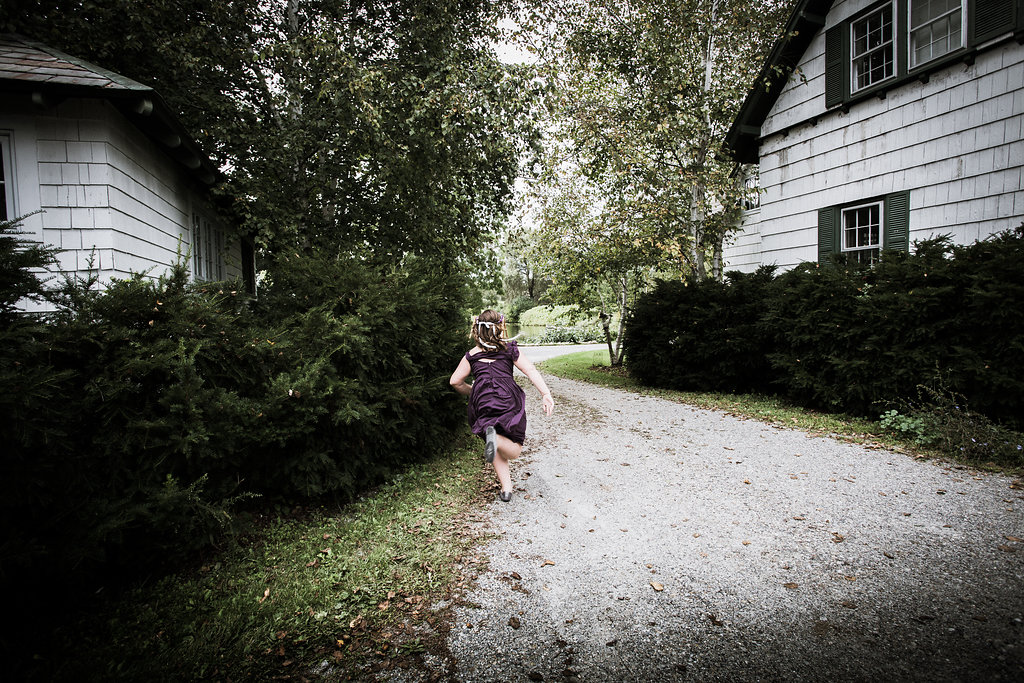 Eco Friendly New England Wedding - Daydream Lane Photography - Mile Around Woods Wedding - Taraden Bed and Breakfast Wedding -- Wedding Blog - The Overwhelmed Bride