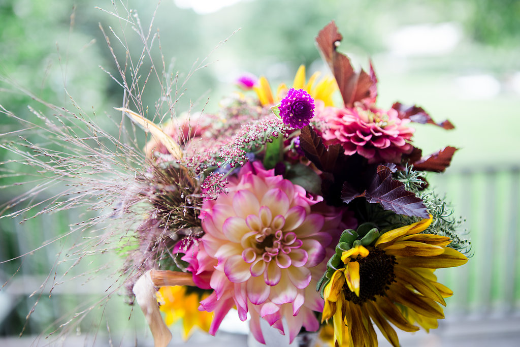 Eco Friendly New England Wedding - Daydream Lane Photography - Mile Around Woods Wedding - Taraden Bed and Breakfast Wedding -- Wedding Blog - The Overwhelmed Bride