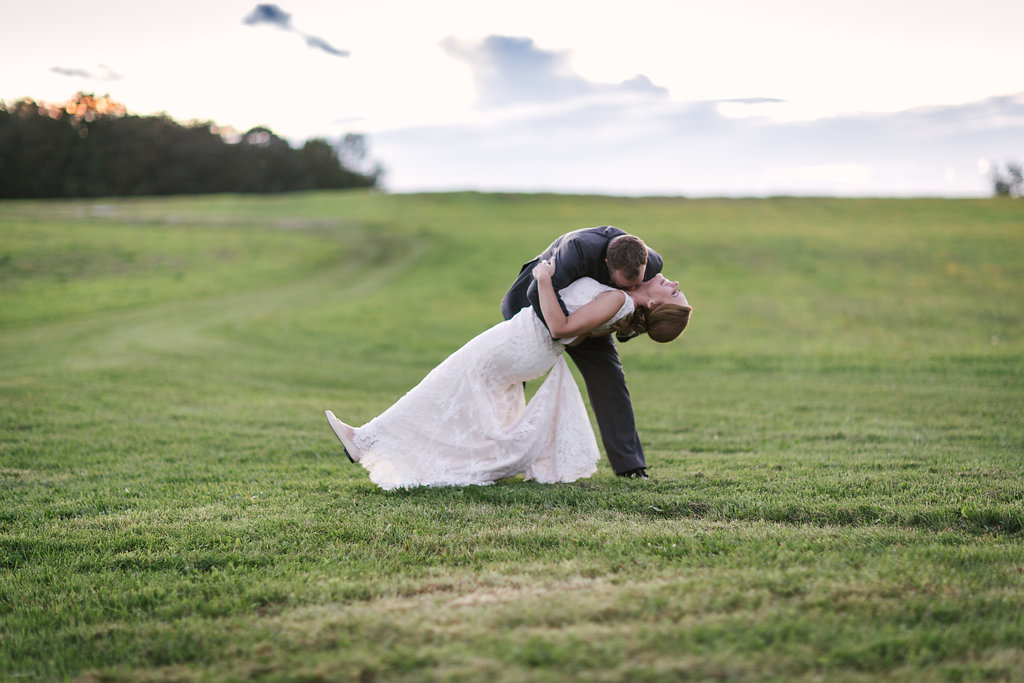 Eco Friendly New England Wedding - Daydream Lane Photography - Mile Around Woods Wedding - Taraden Bed and Breakfast Wedding -- Wedding Blog - The Overwhelmed Bride