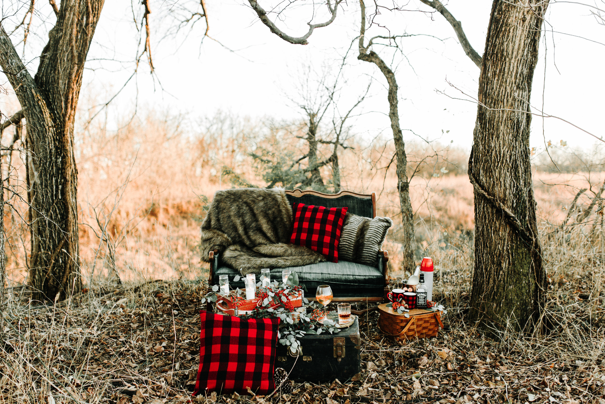 Broken Horn Ranch Oklahoma Winter Wedding - April Guerra Photography -- Wedding Blog - The Overwhelmed Bride