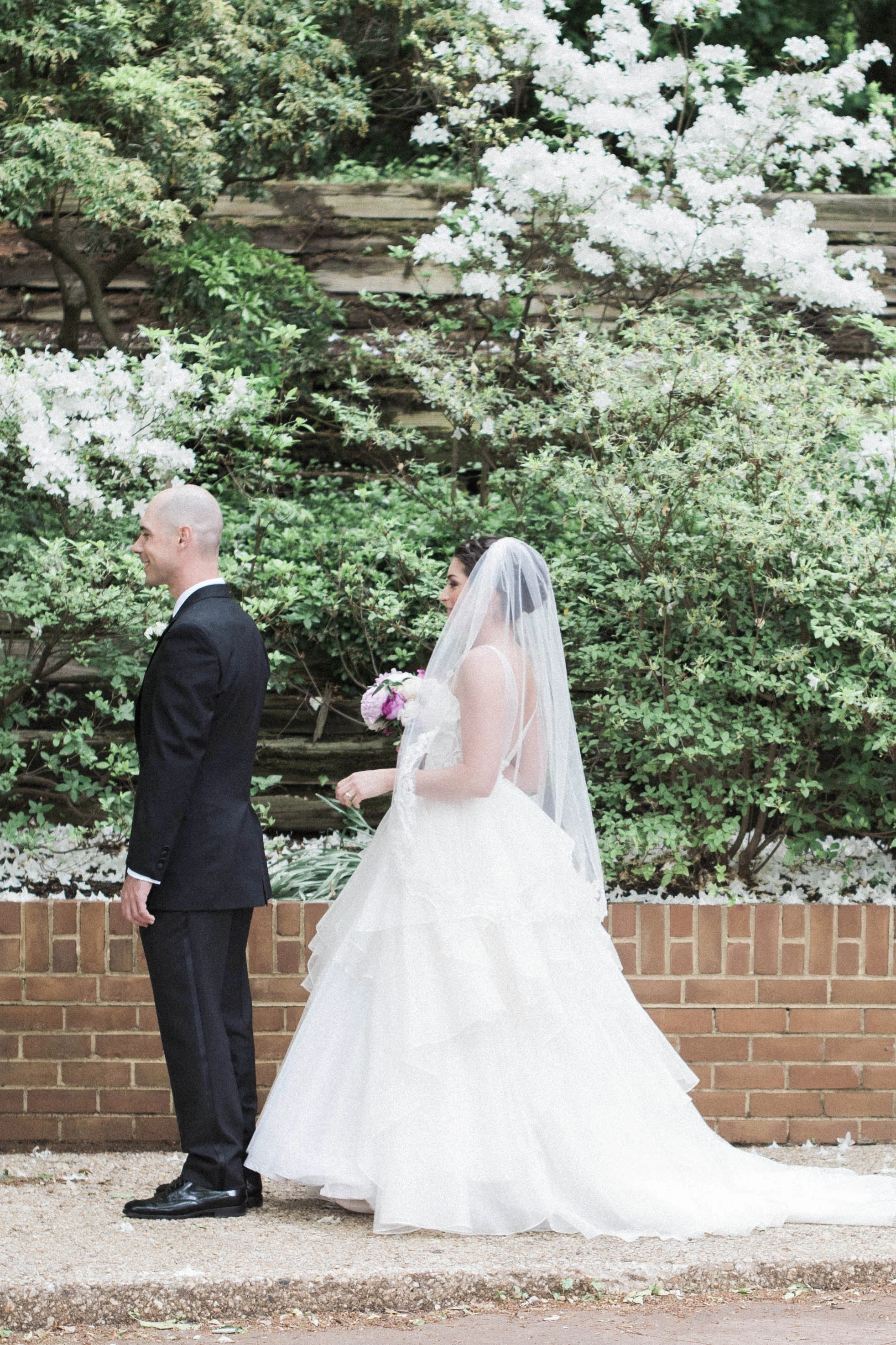 A Maryland Zoo Wedding - Emily Blumberg Photography -- Wedding Blog - The Overwhelmed Bride