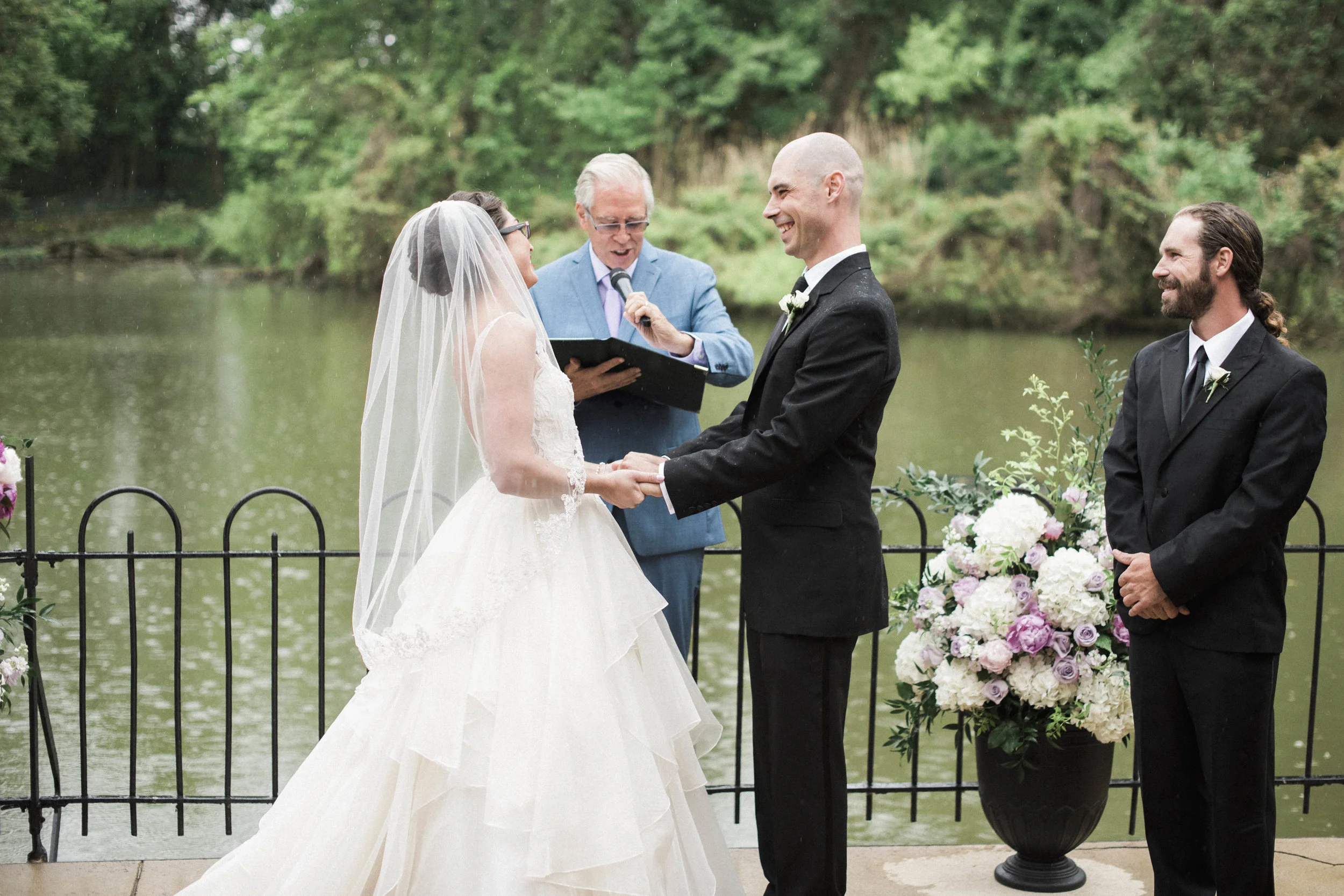 A Maryland Zoo Wedding - Emily Blumberg Photography -- Wedding Blog - The Overwhelmed Bride
