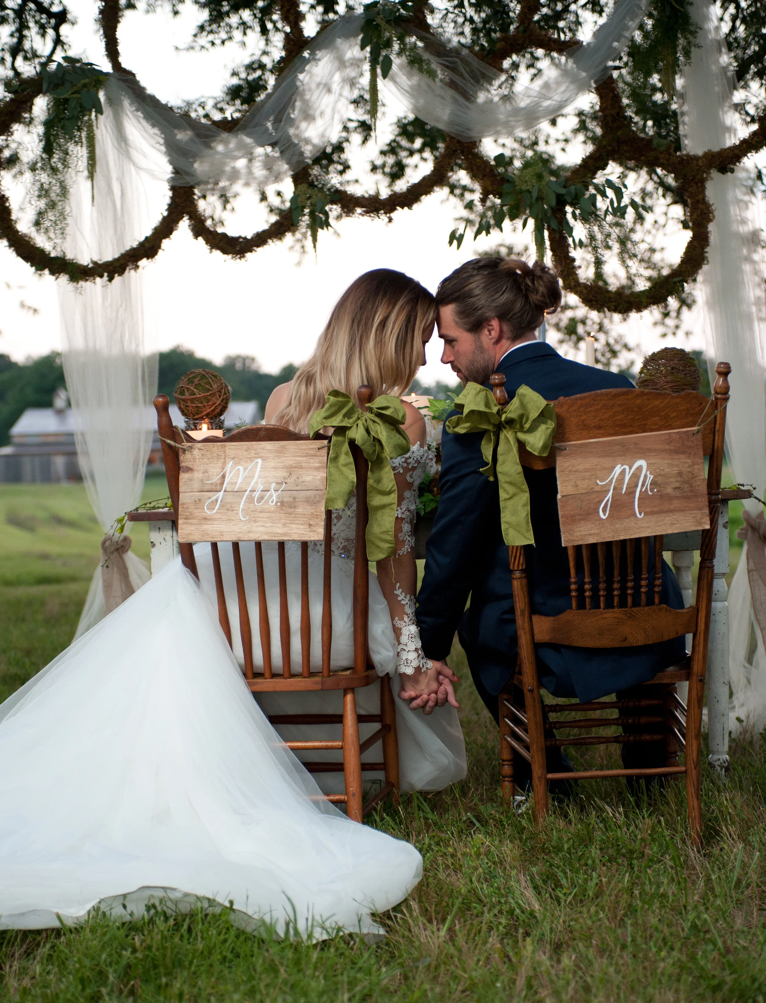 Huntsville, Alabama A Meadowcreek Farms Alabama Wedding -- Gorgeous Fall Wedding - Wedding Blog