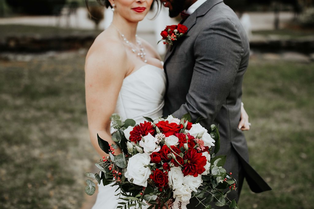 Black Horse Inn Virginia Wedding - Northern Virginia Wedding Photographer - Gorgeous Moody Red and Gold Wedding