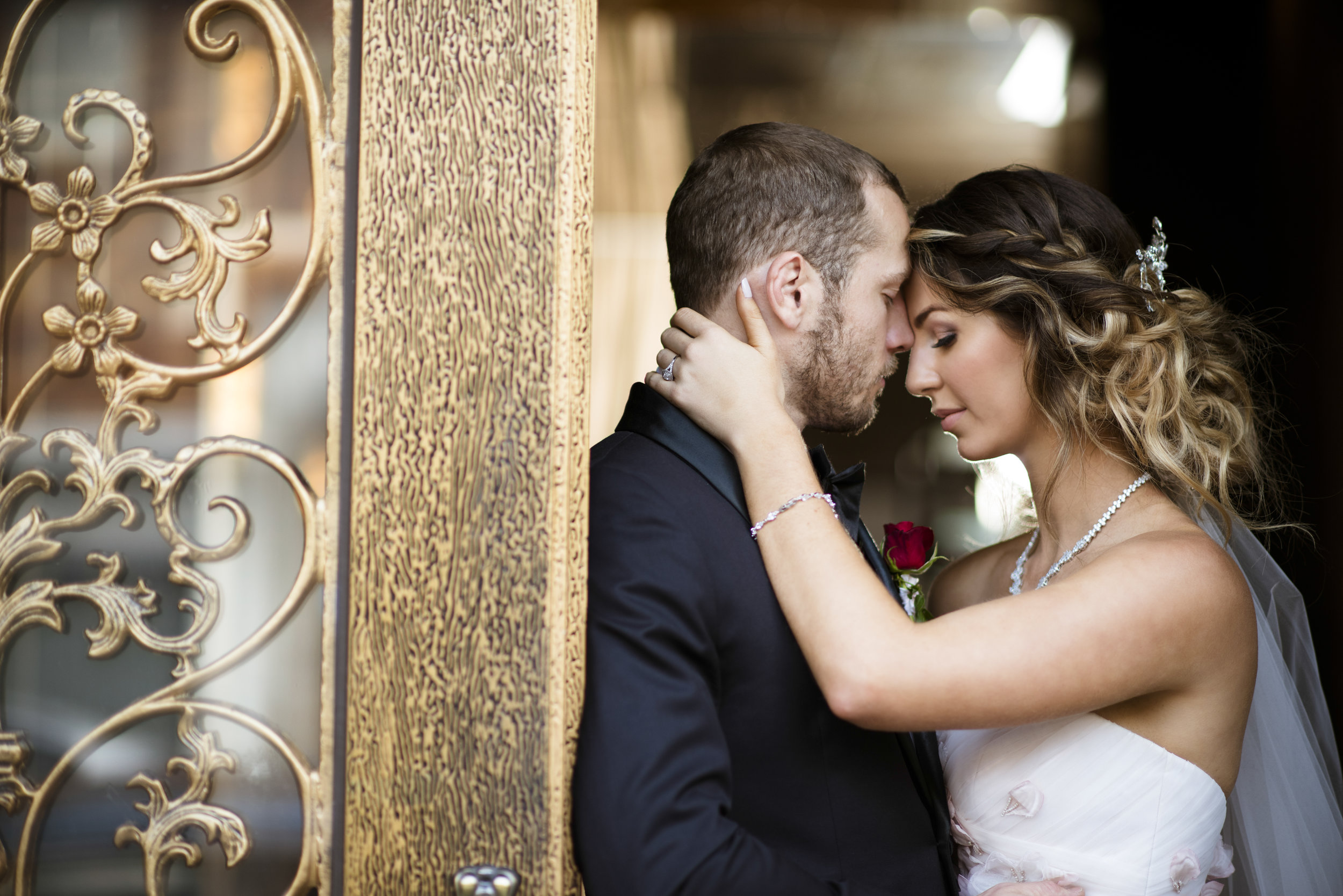 A Queensland Mirra Wedding - Moody Romantic Pink and Red Wedding -- Wedding Blog - The Overwhelmed Bride